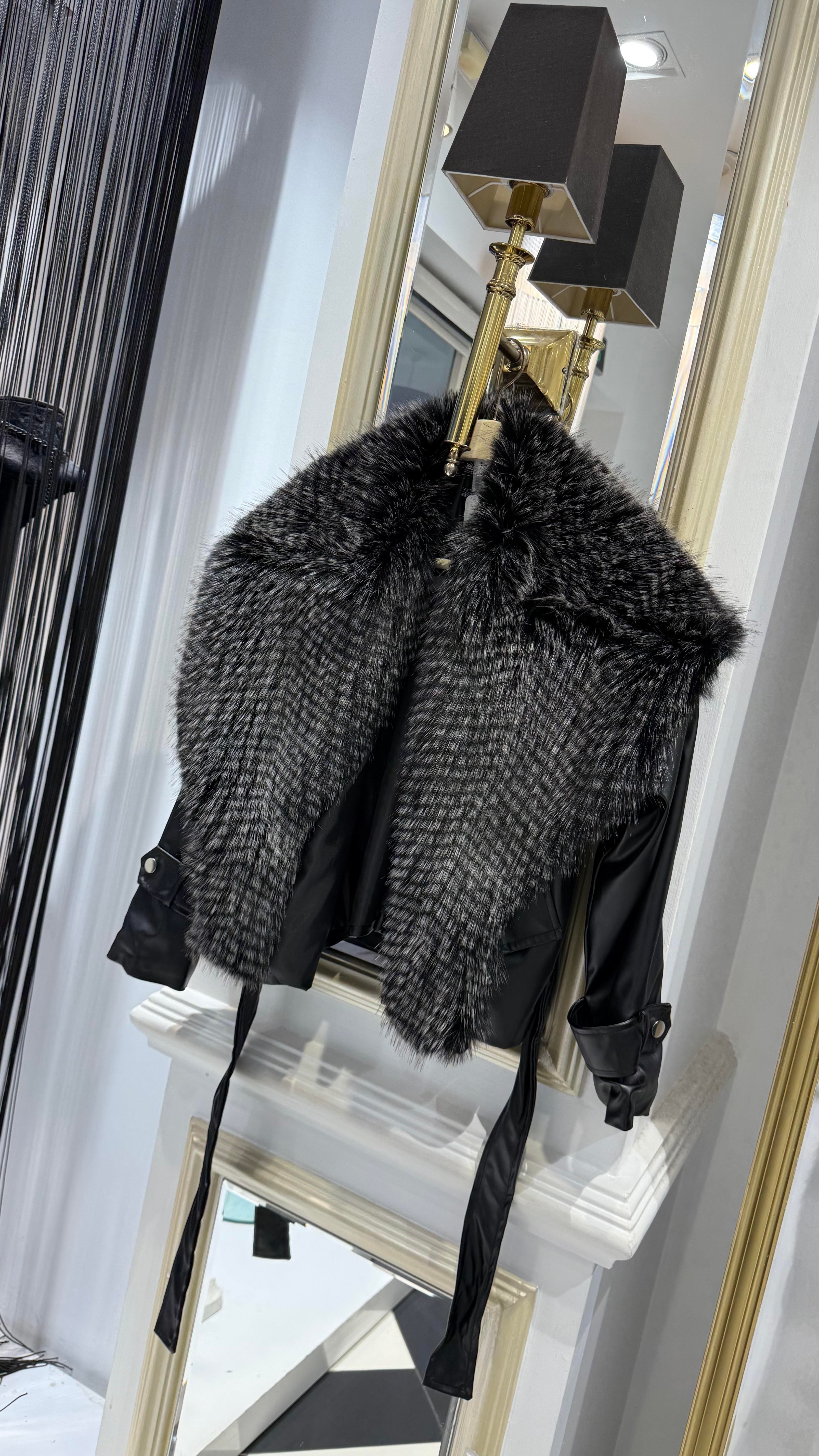 Kürk Yaka Deri Ceket