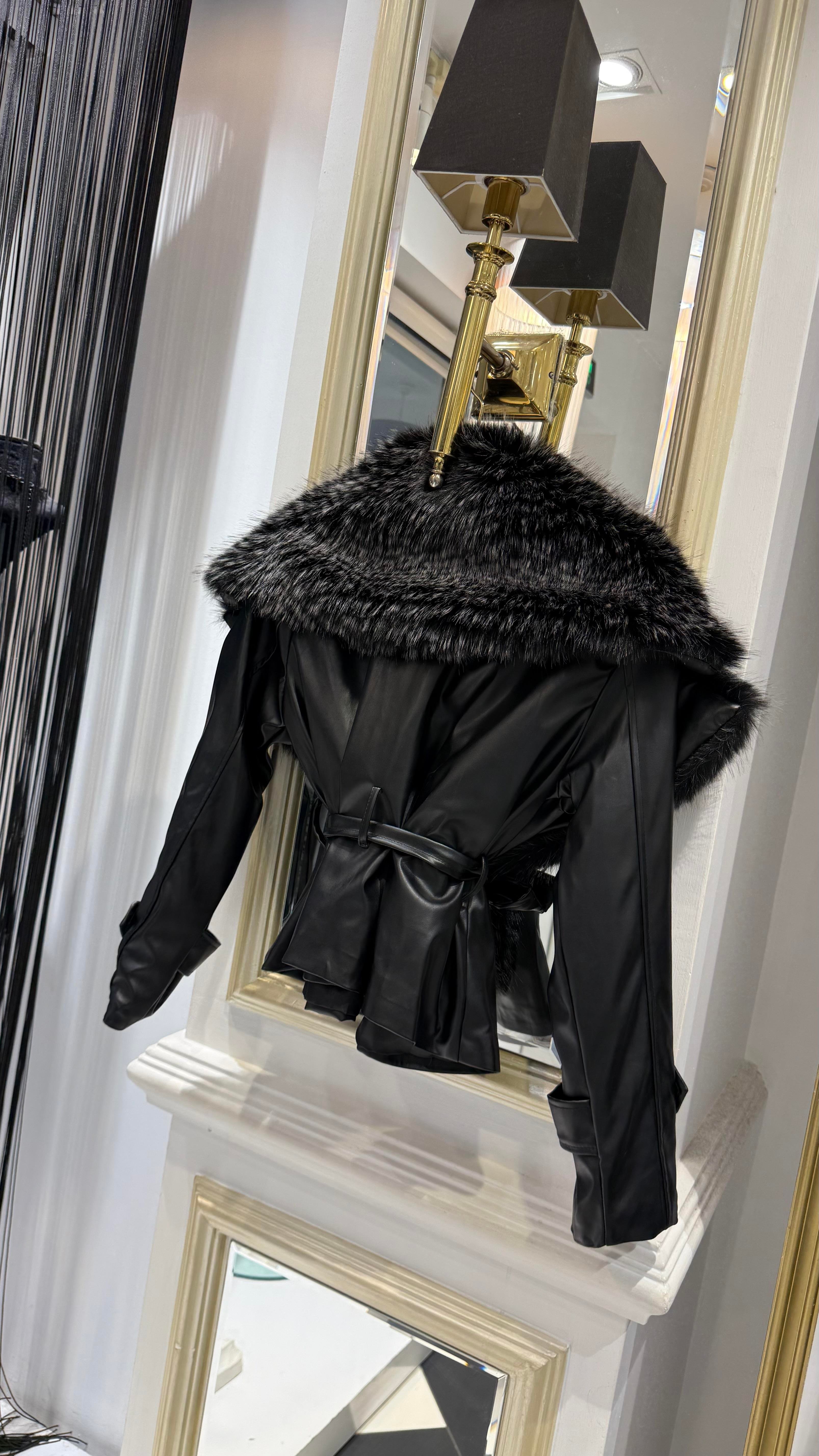 Kürk Yaka Deri Ceket