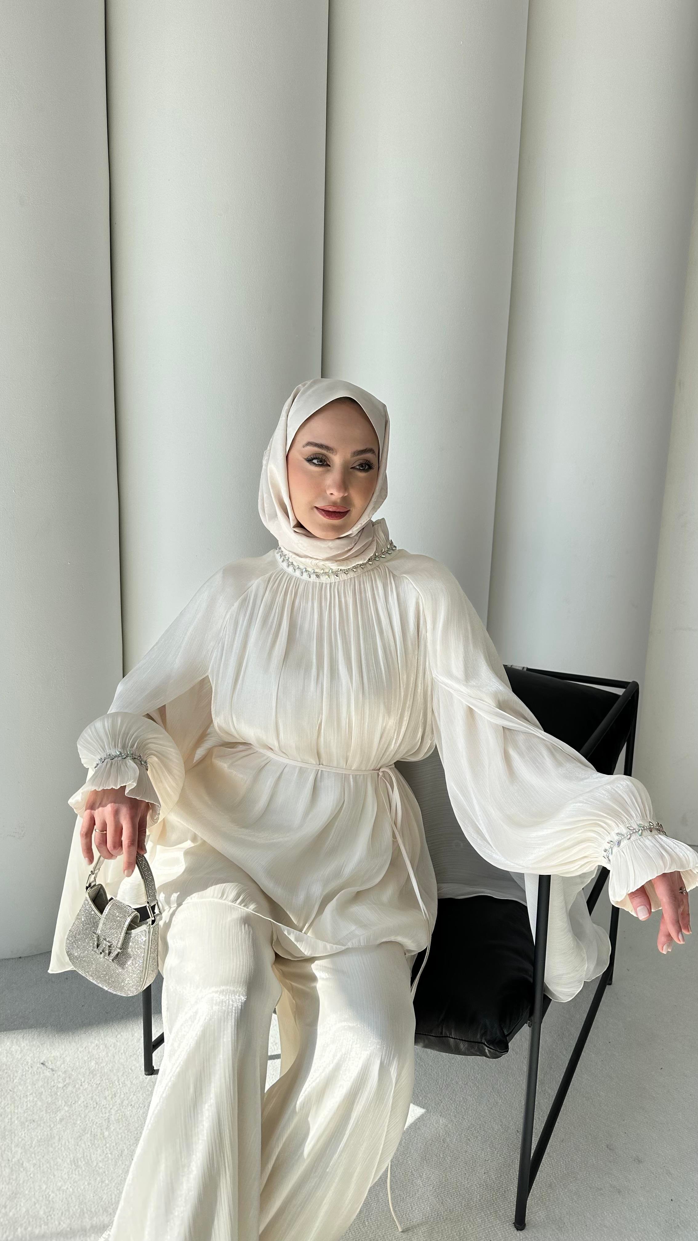 Organze Pantolonlu Takım