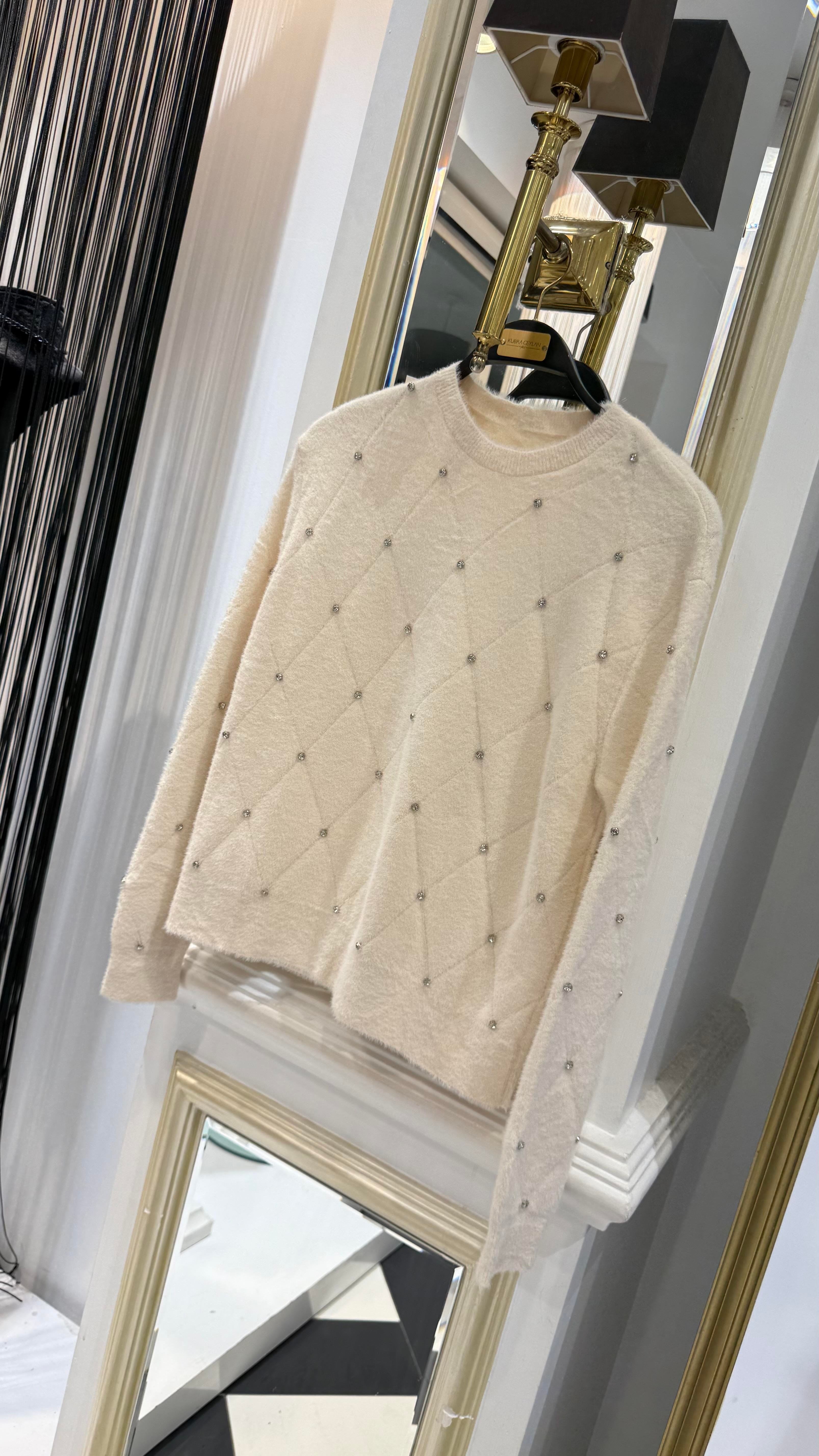 Taşlı Baklava Kazak