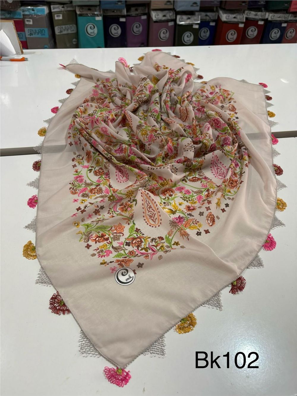İğne Oyalı Yazma Bk102