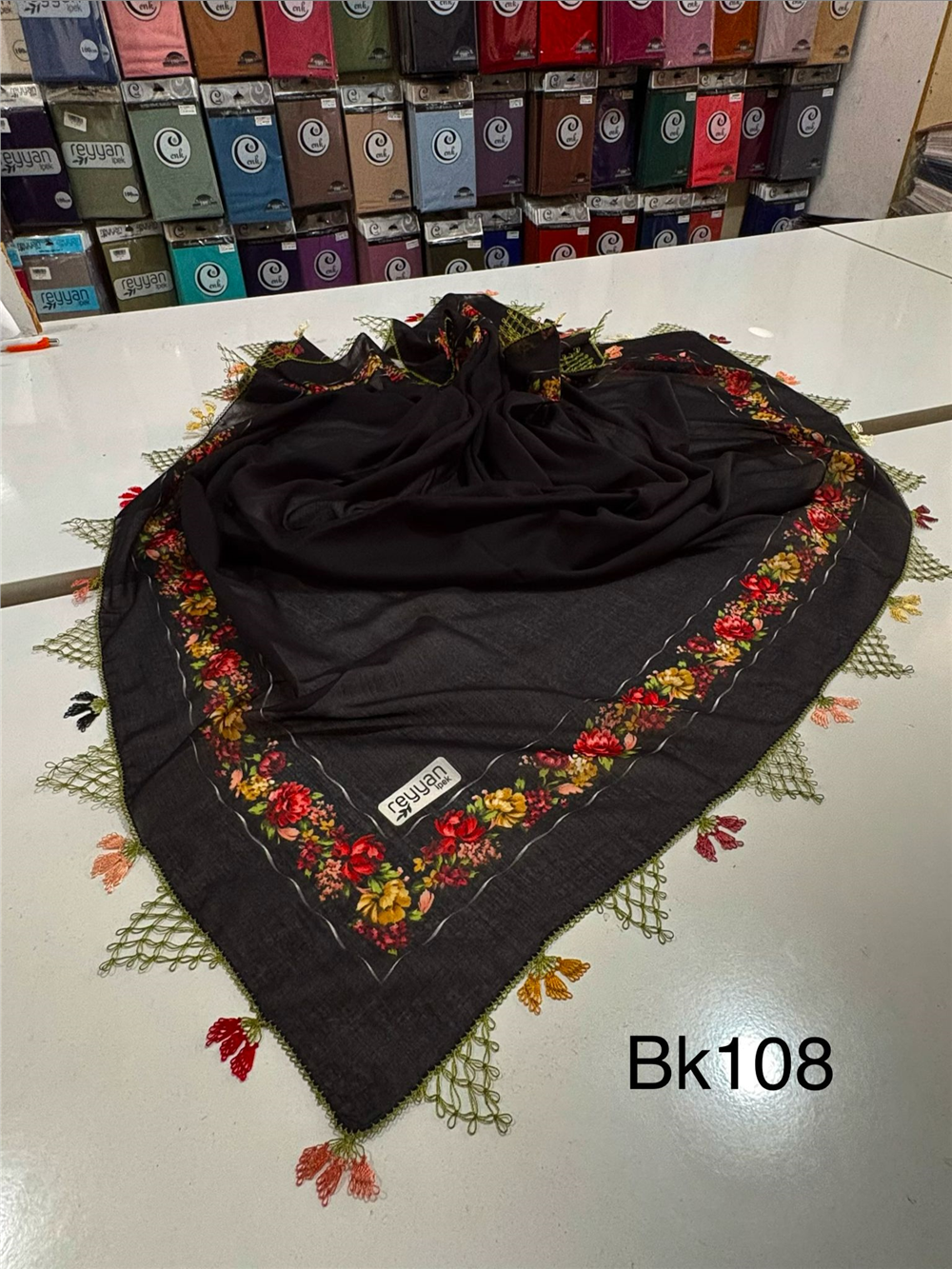 İğne Oyalı Yazma Bk108