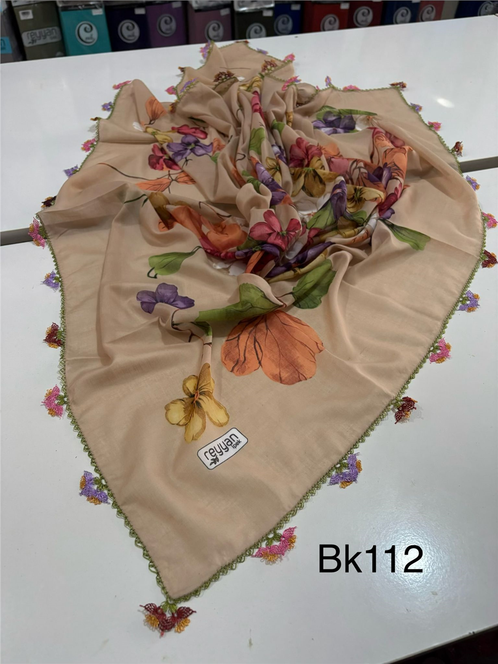 İğne Oyalı Yazma Bk112
