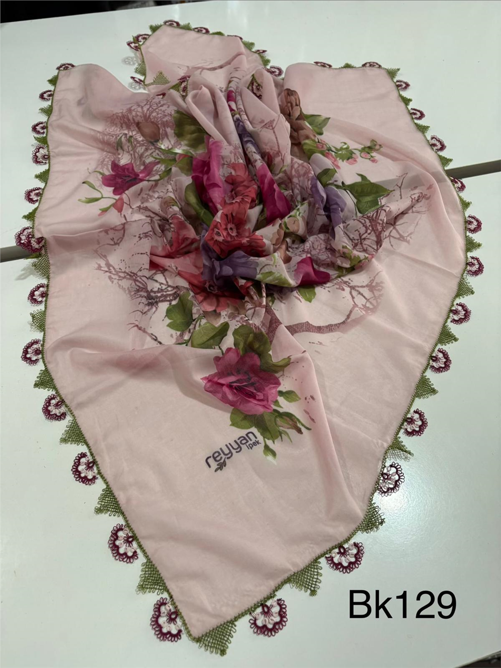 İğne Oyalı Yazma Bk129