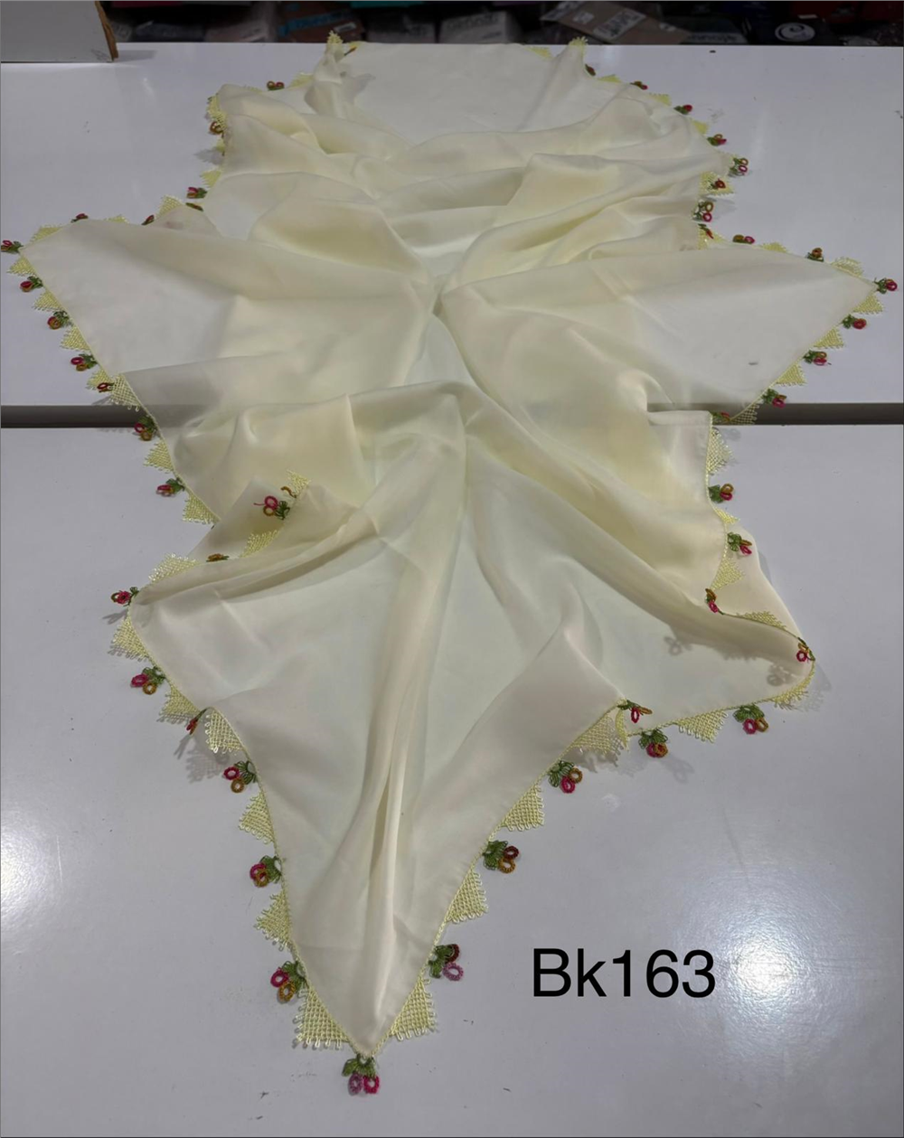 İğne Oyalı Yazma Bk163