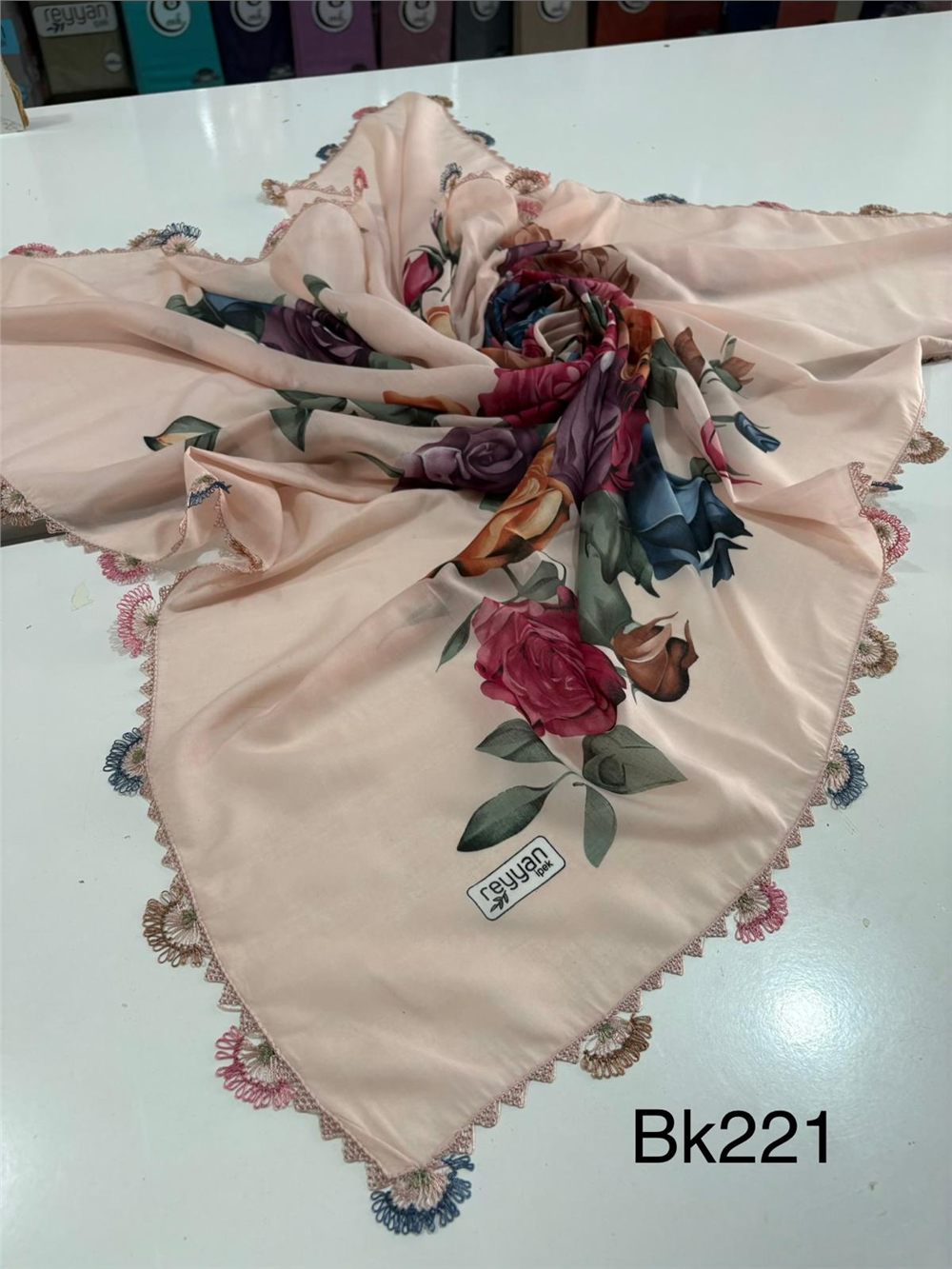 İğne Oyalı Yazma BK221