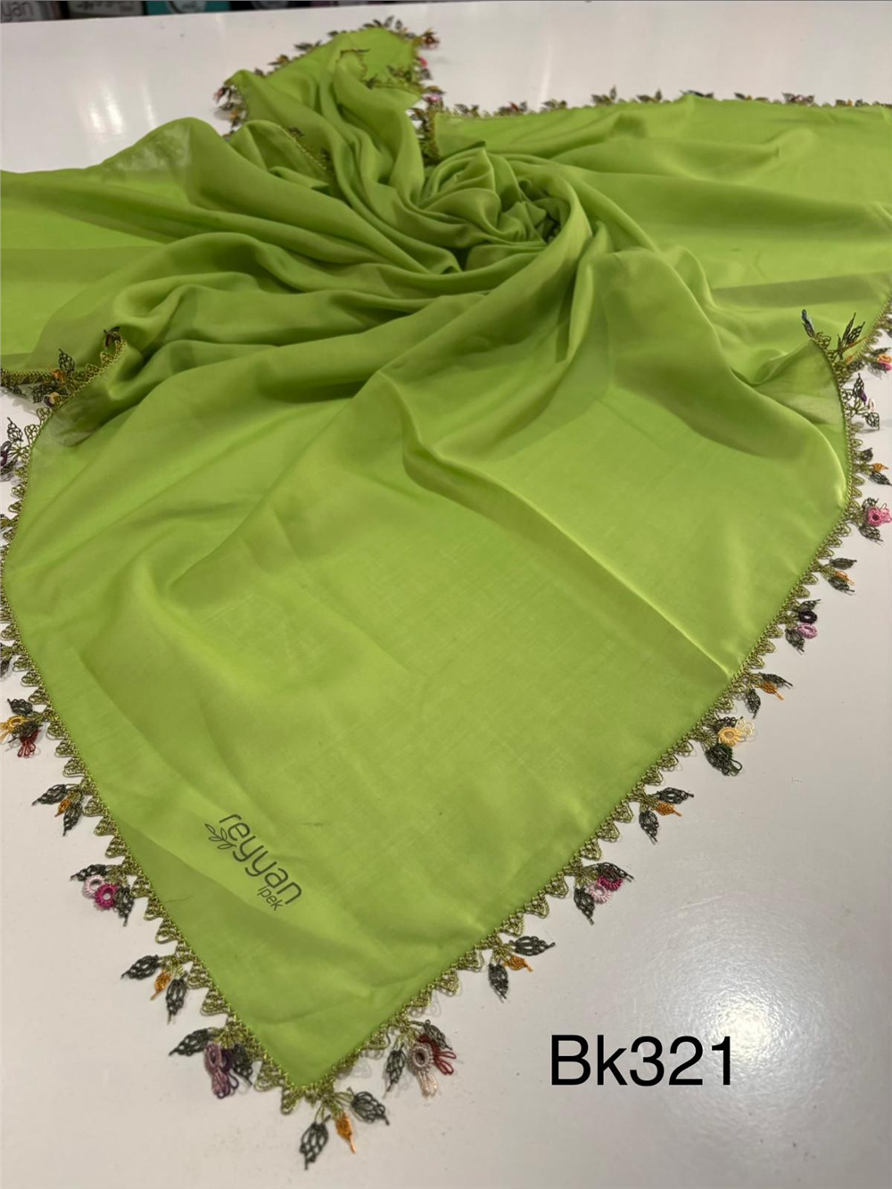 İğne Oyalı Yazma BK321