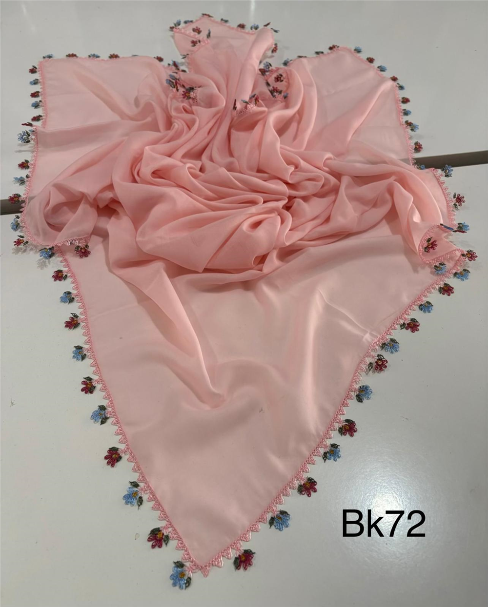 İğne Oyalı Yazma Bk72