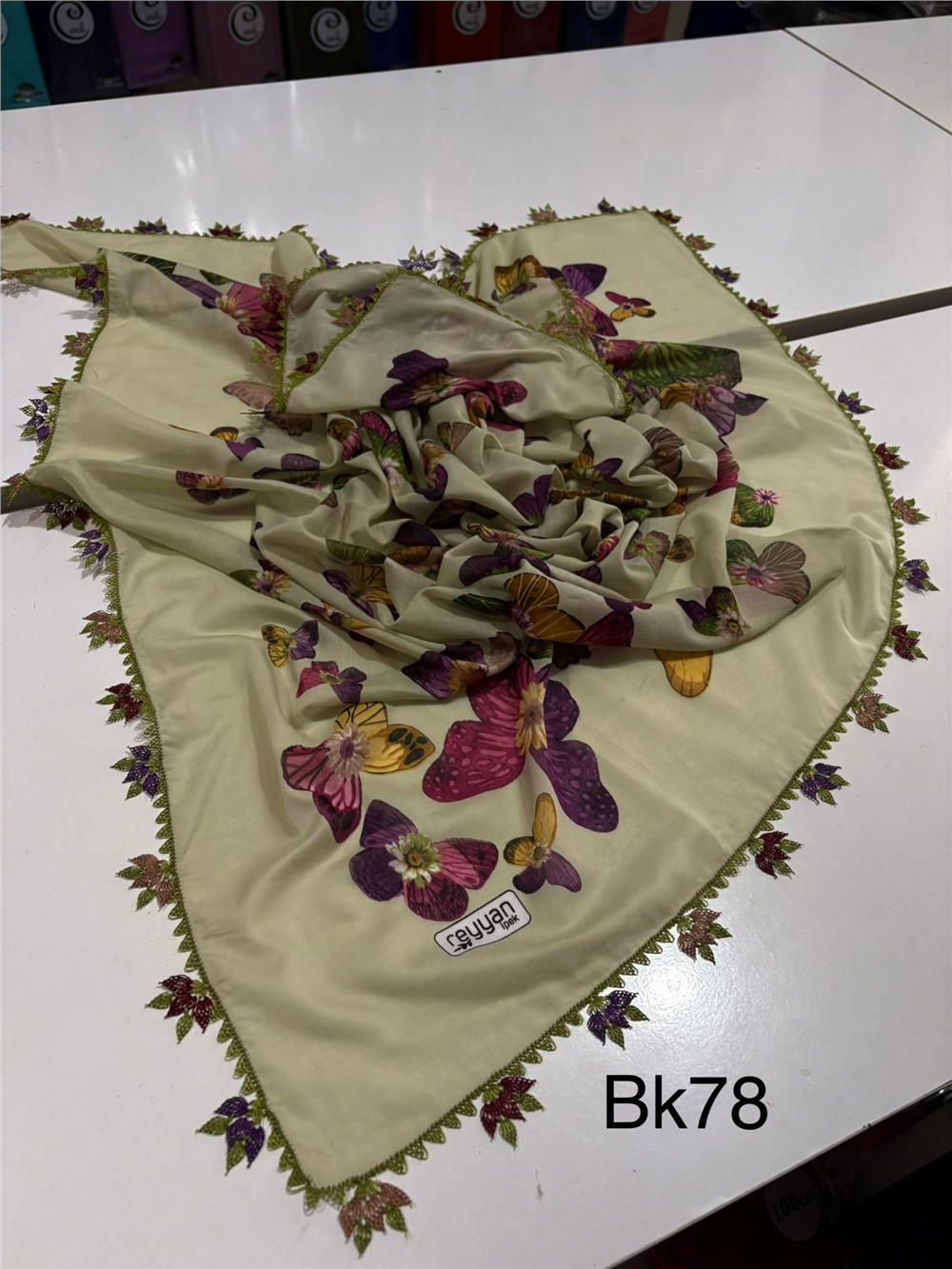 İğne Oyalı Yazma Bk78