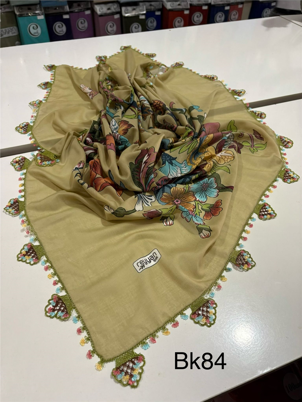 İğne Oyalı Yazma Bk84