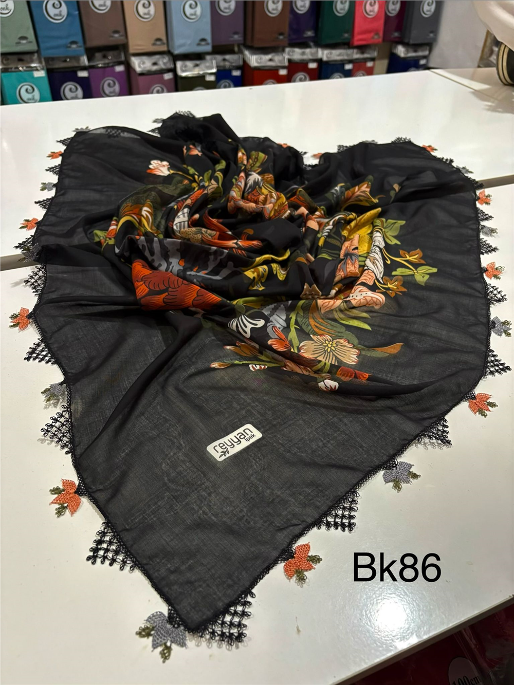 İğne Oyalı Yazma Bk86