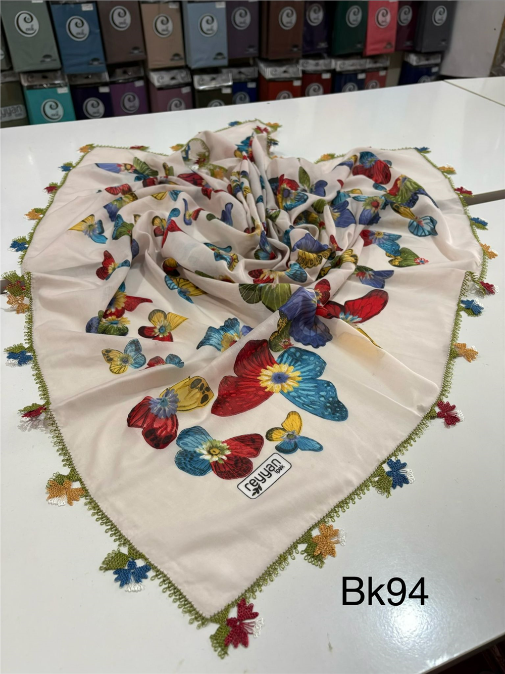 İğne Oyalı Yazma Bk94