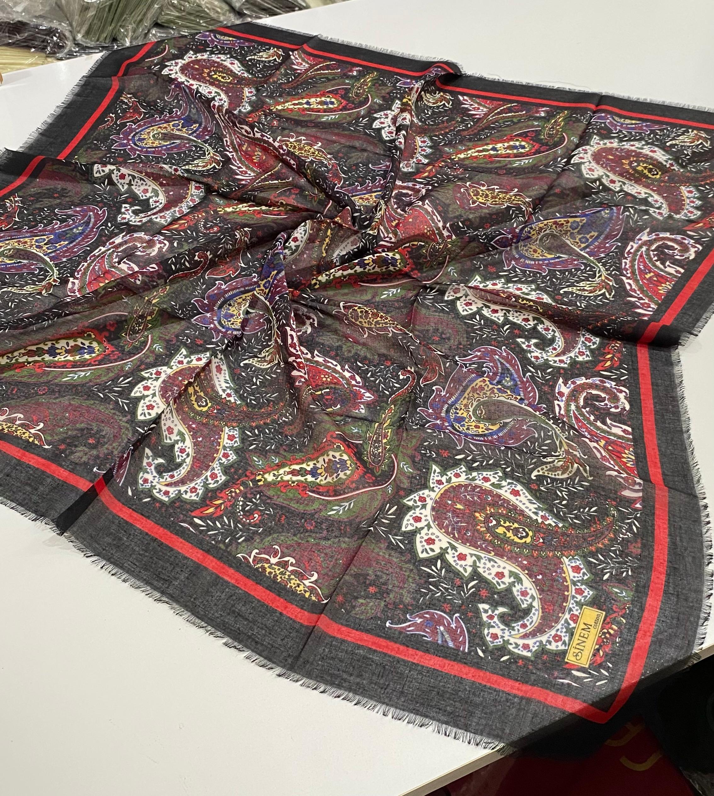 Sinem Karışık Mix 12'li Çekme Koton Eşarp