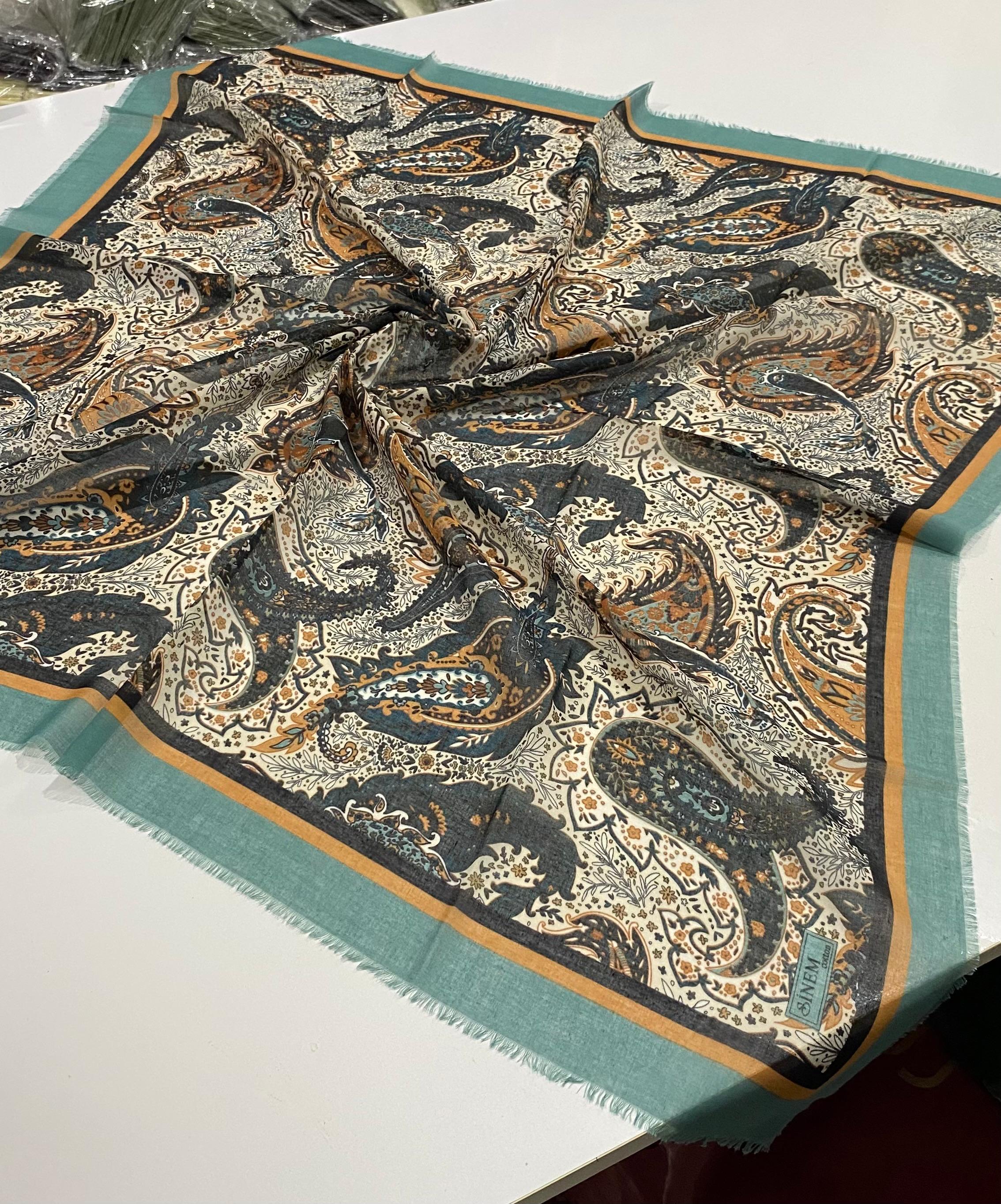 Sinem Karışık Mix 12'li Çekme Koton Eşarp