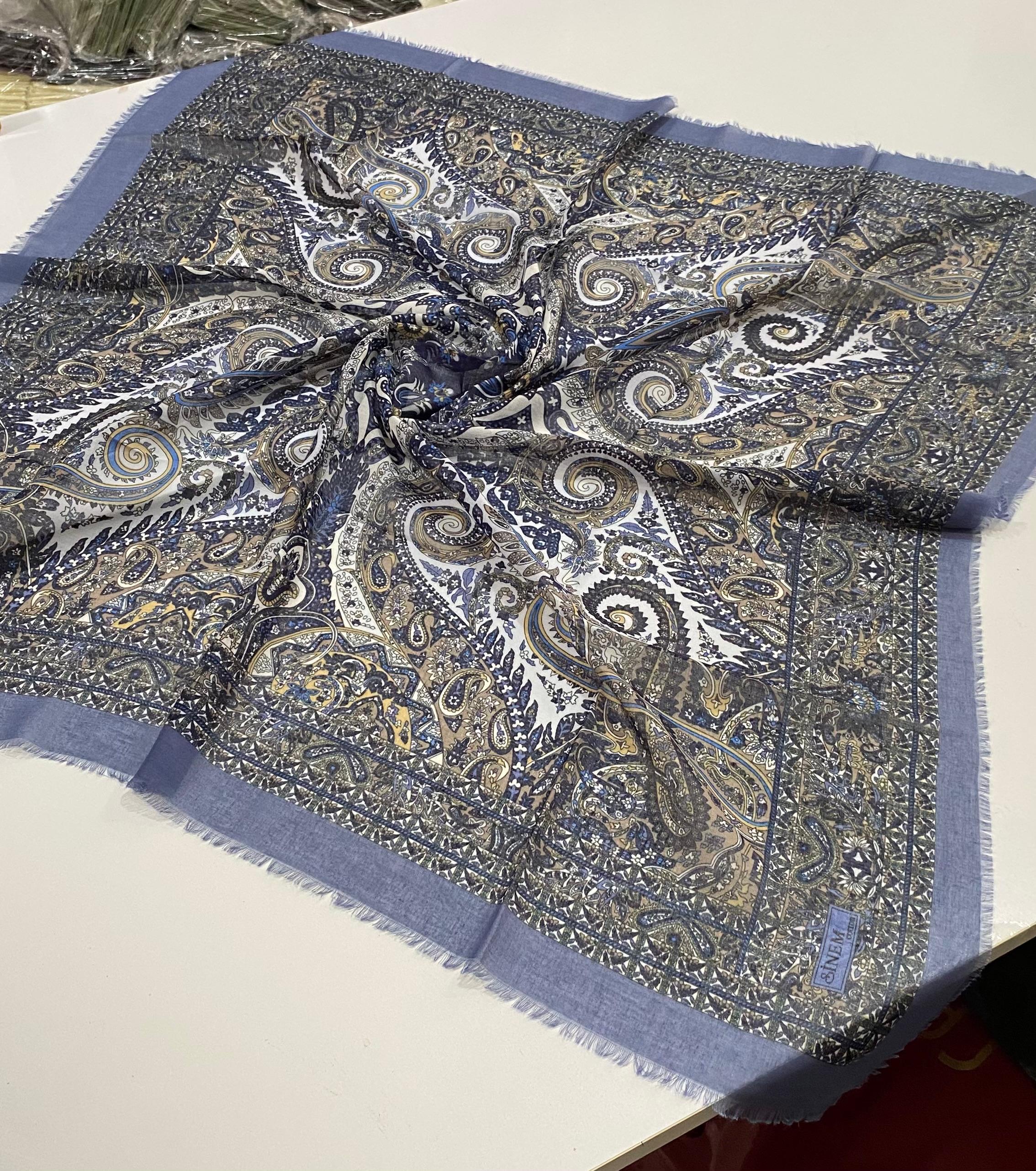 Sinem Karışık Mix 12'li Çekme Koton Eşarp