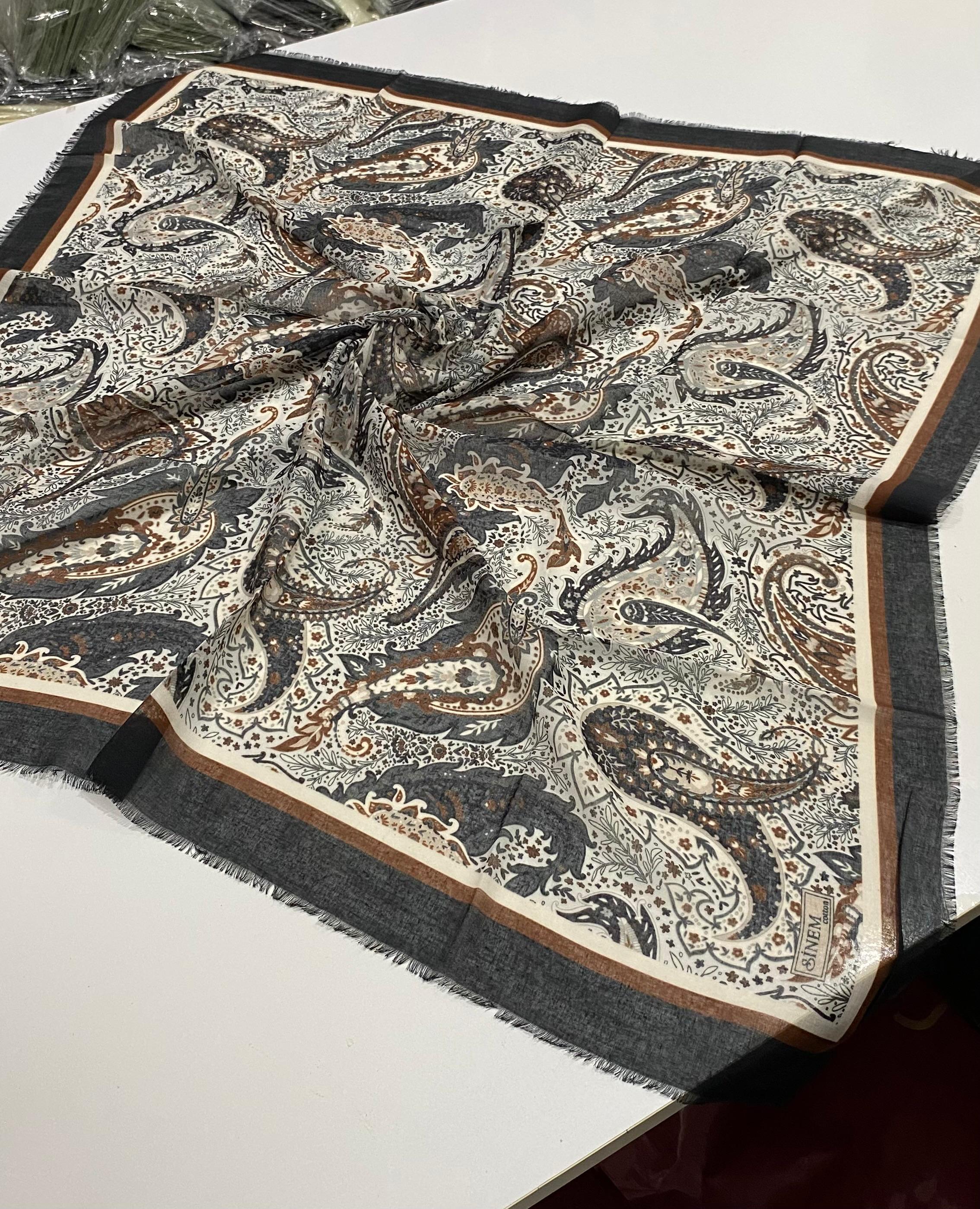 Sinem Karışık Mix 12'li Çekme Koton Eşarp