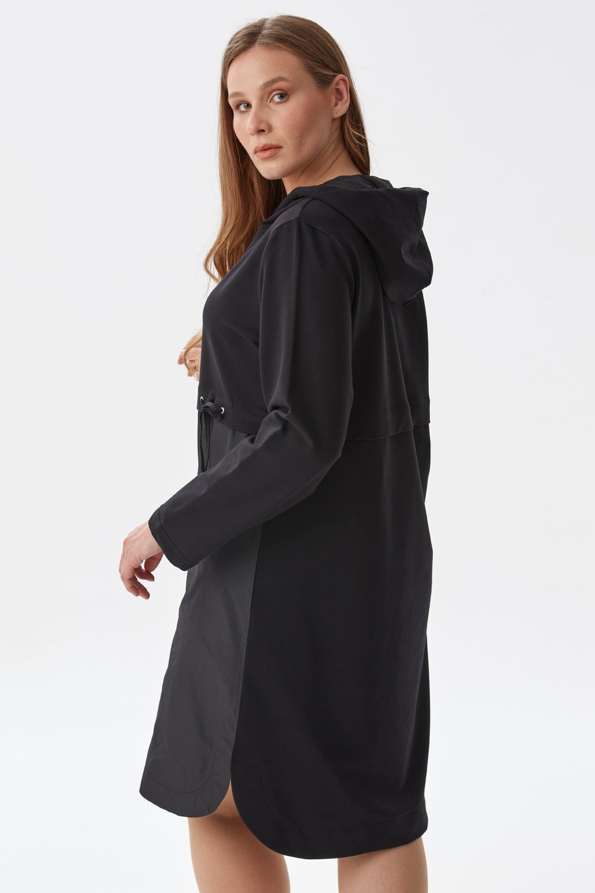 KAPŞONLU ELBİSE Siyah