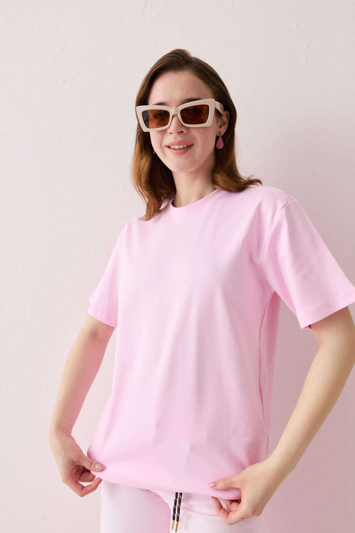 024650 BASIC TSHIRT