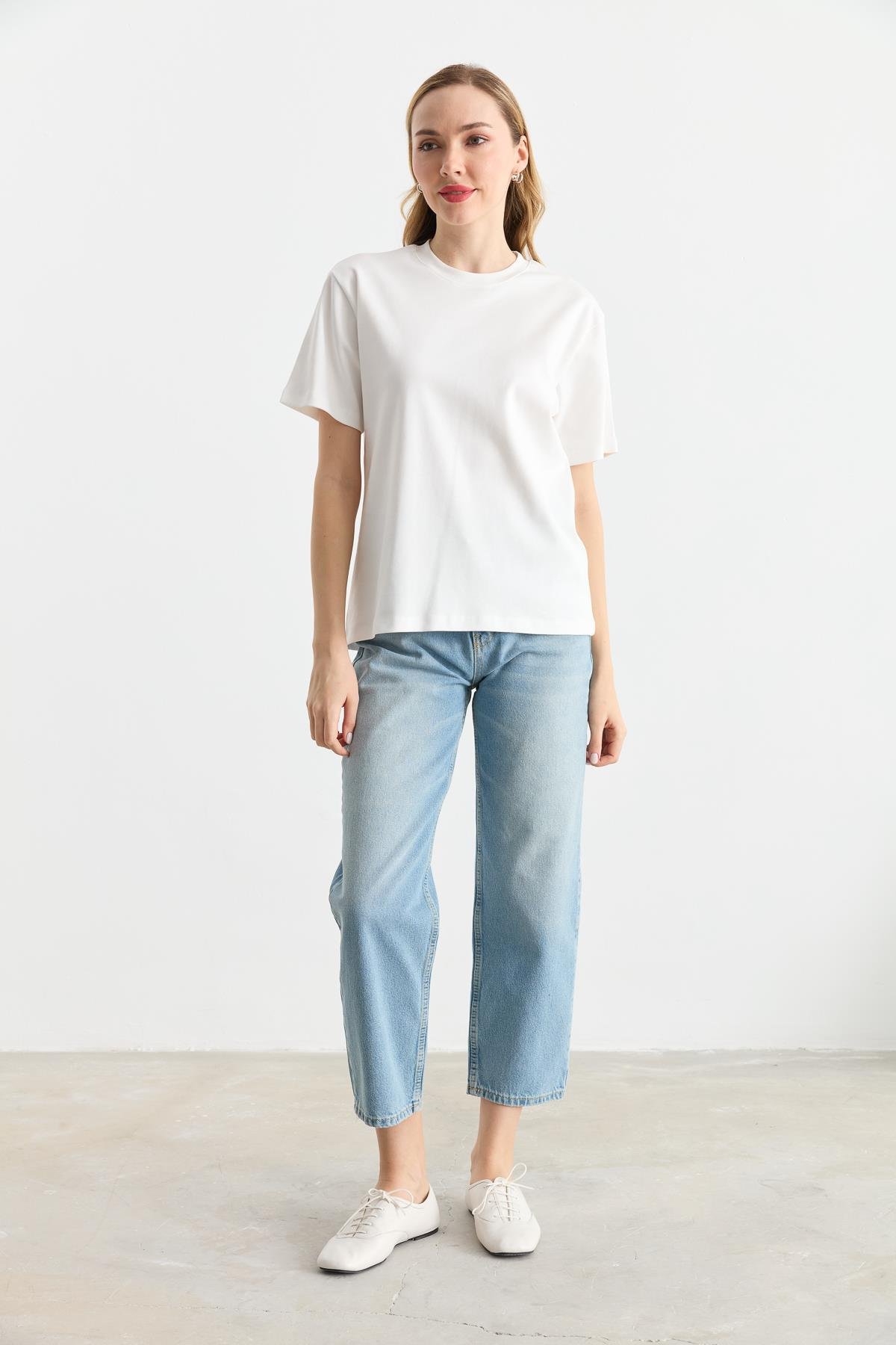 024650 BASIC TSHIRT