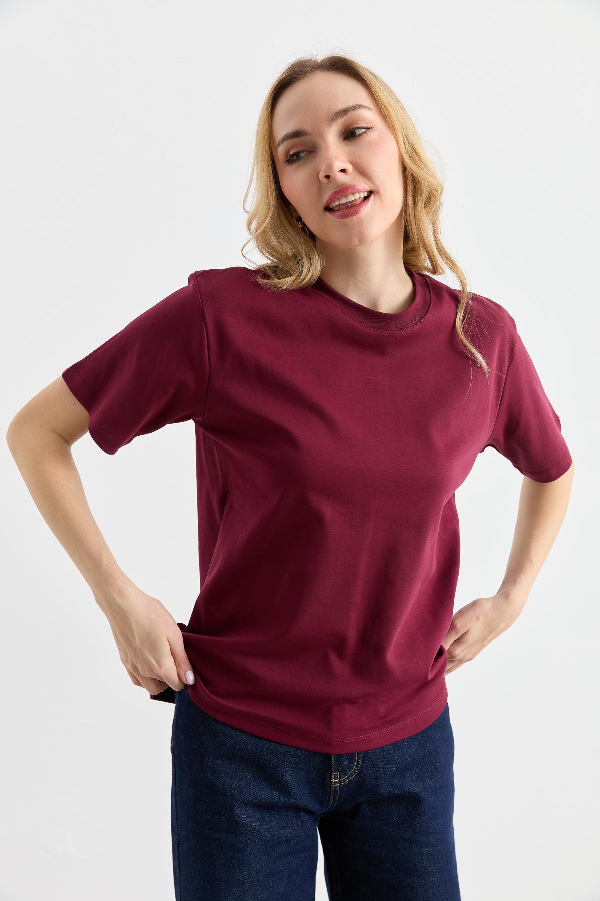 024650 BASIC TSHIRT
