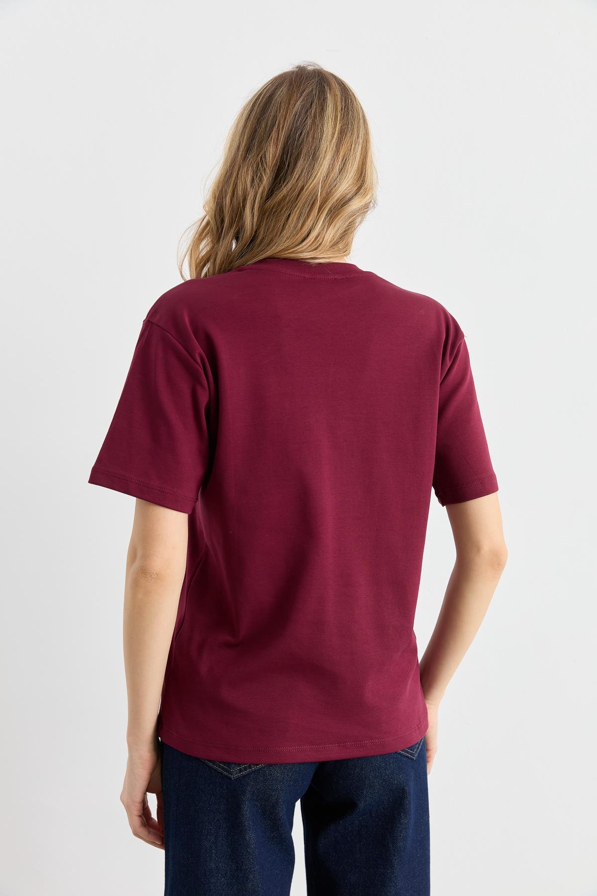 024650 BASIC TSHIRT