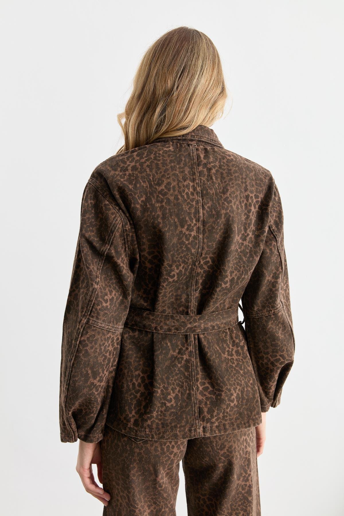 0276 KUSAKLI LEOPAR CEKET