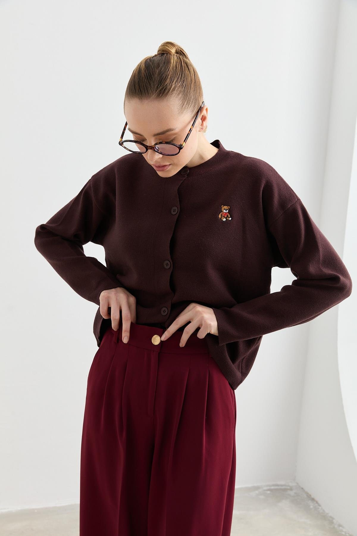 1015 TEDY HIRKA