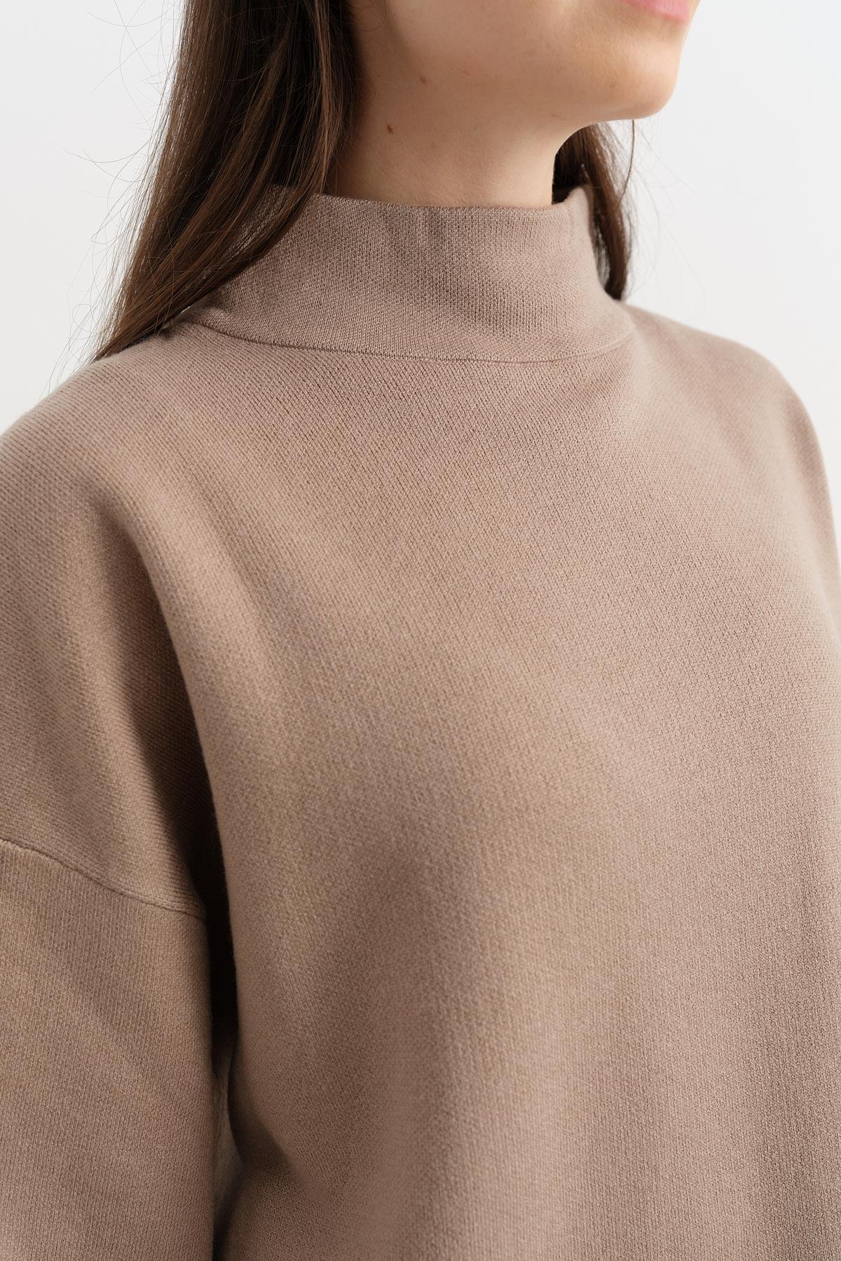 10665 DIK YAKA OVERSIZE TRIKO KAZAK