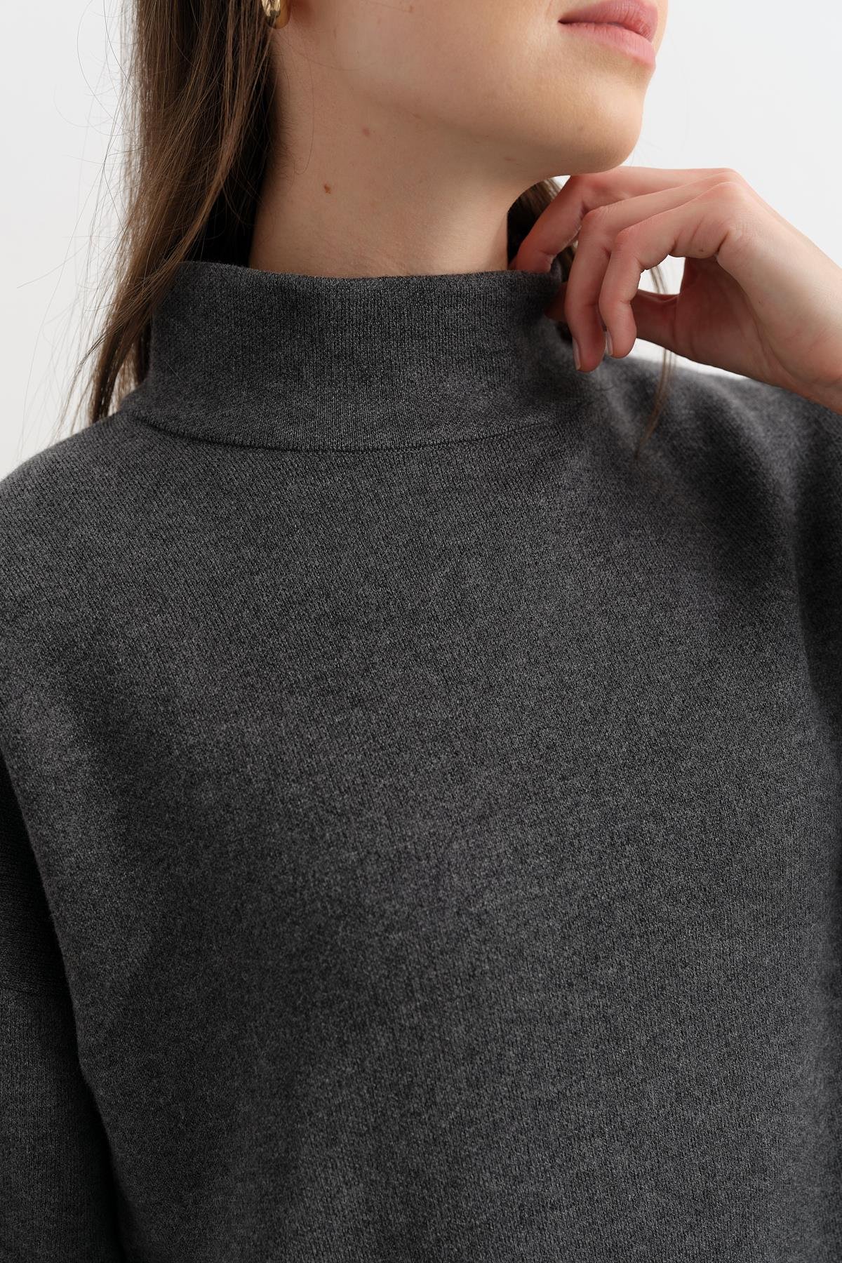 10665 DIK YAKA OVERSIZE TRIKO KAZAK