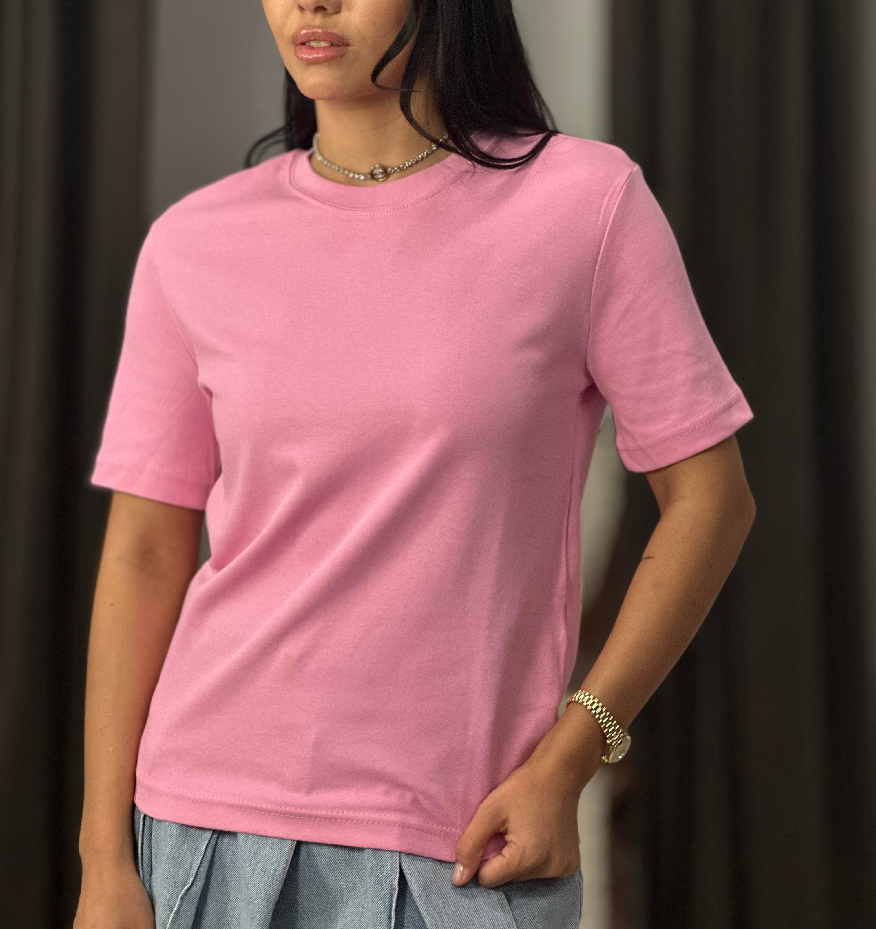 122526 BASIC TSHIRT