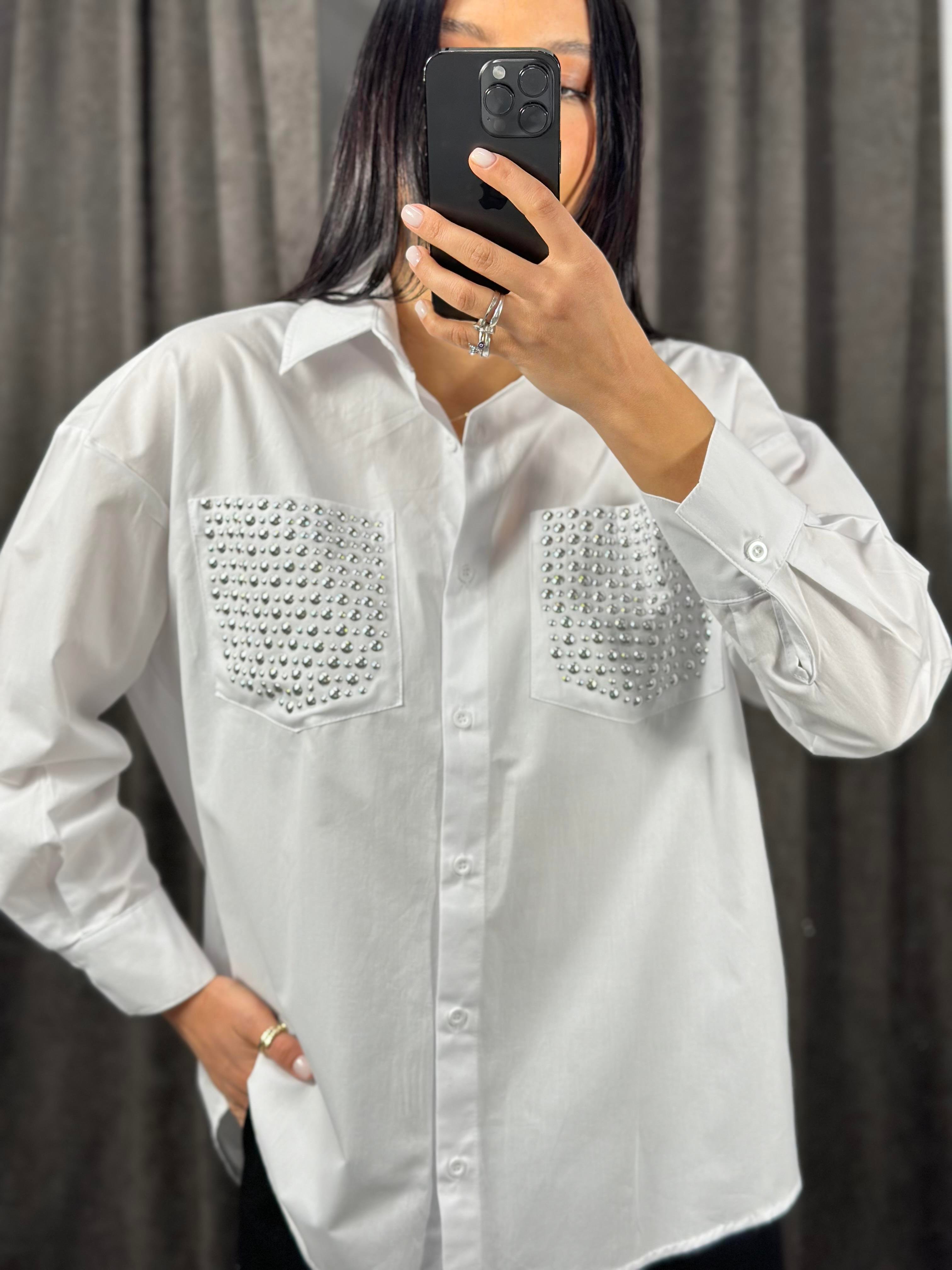 16057 CEBI TASLI GOMLEK