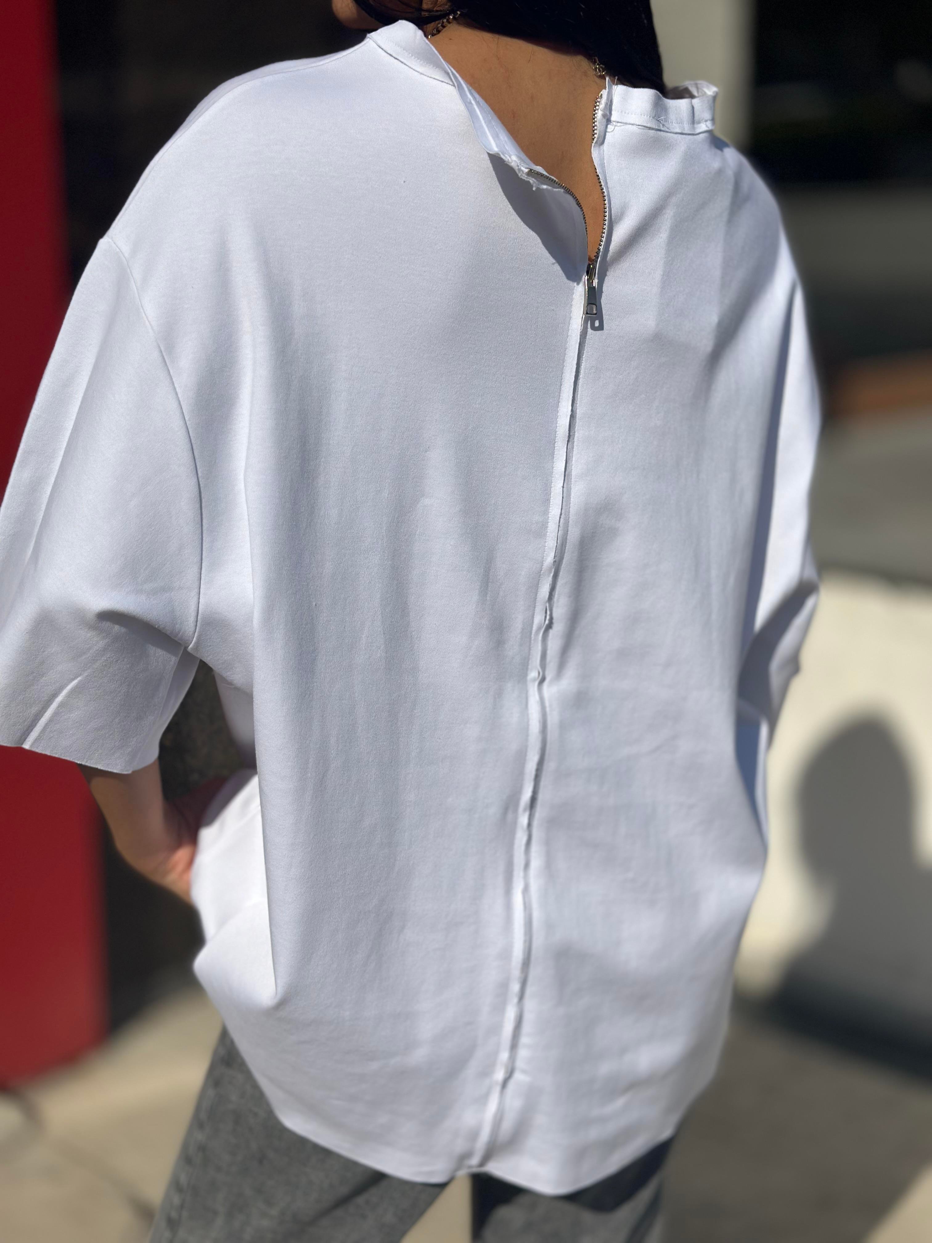 16073 ARKASI FERMUARLI TSHIRT