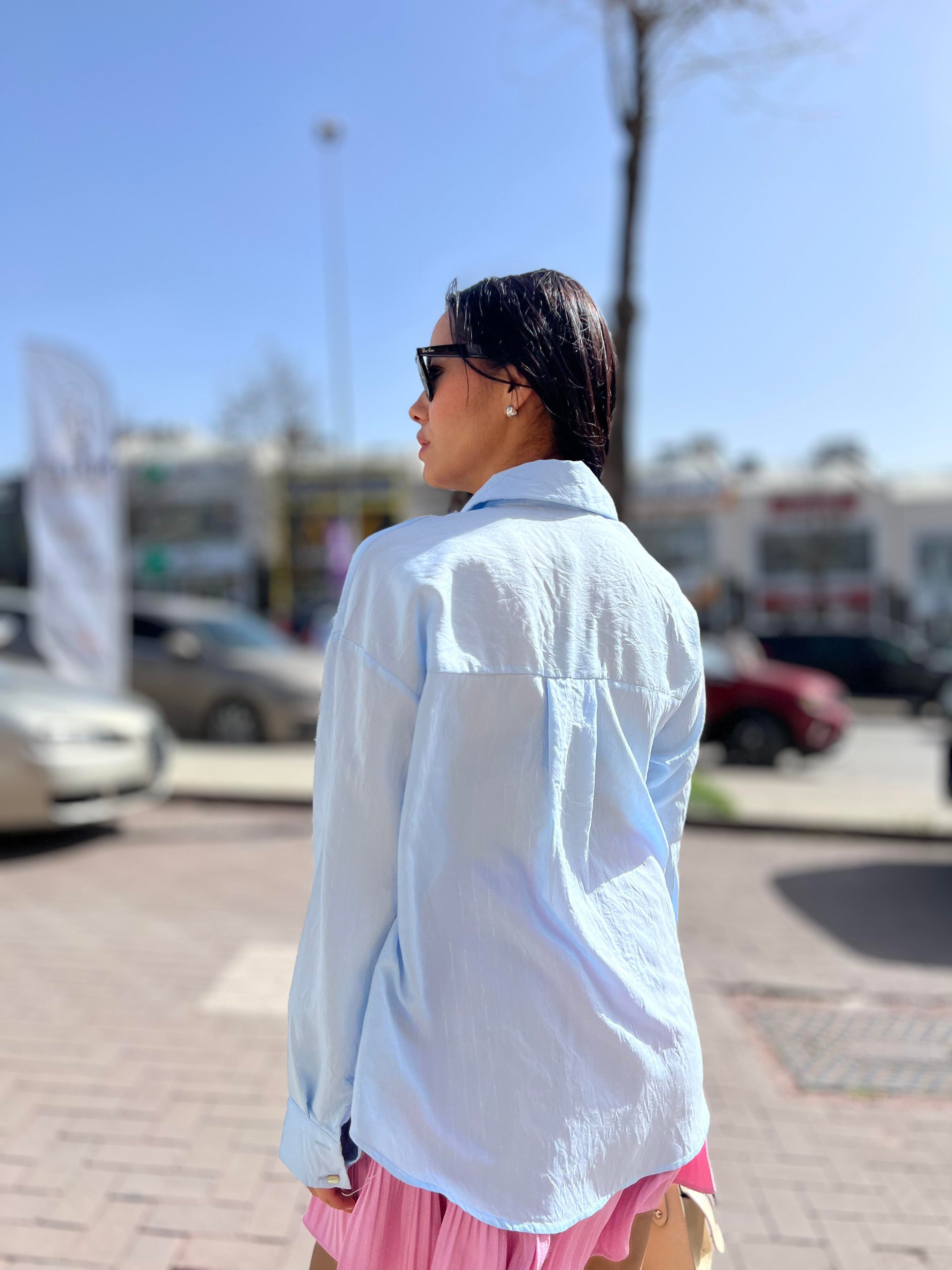 16135 SIM CIZGILI GOMLEK