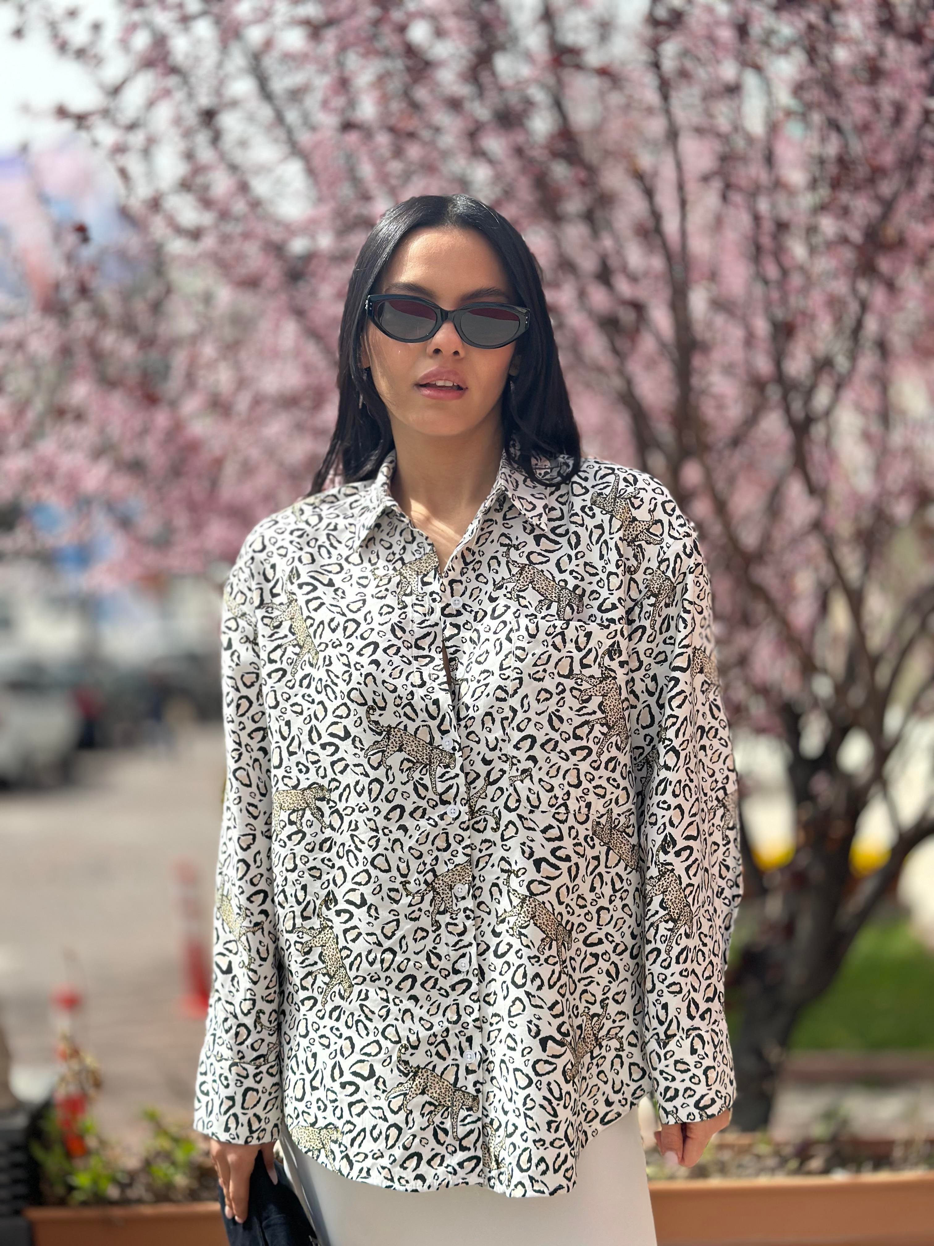 16210 KAPLAN FIGURLU GOMLEK