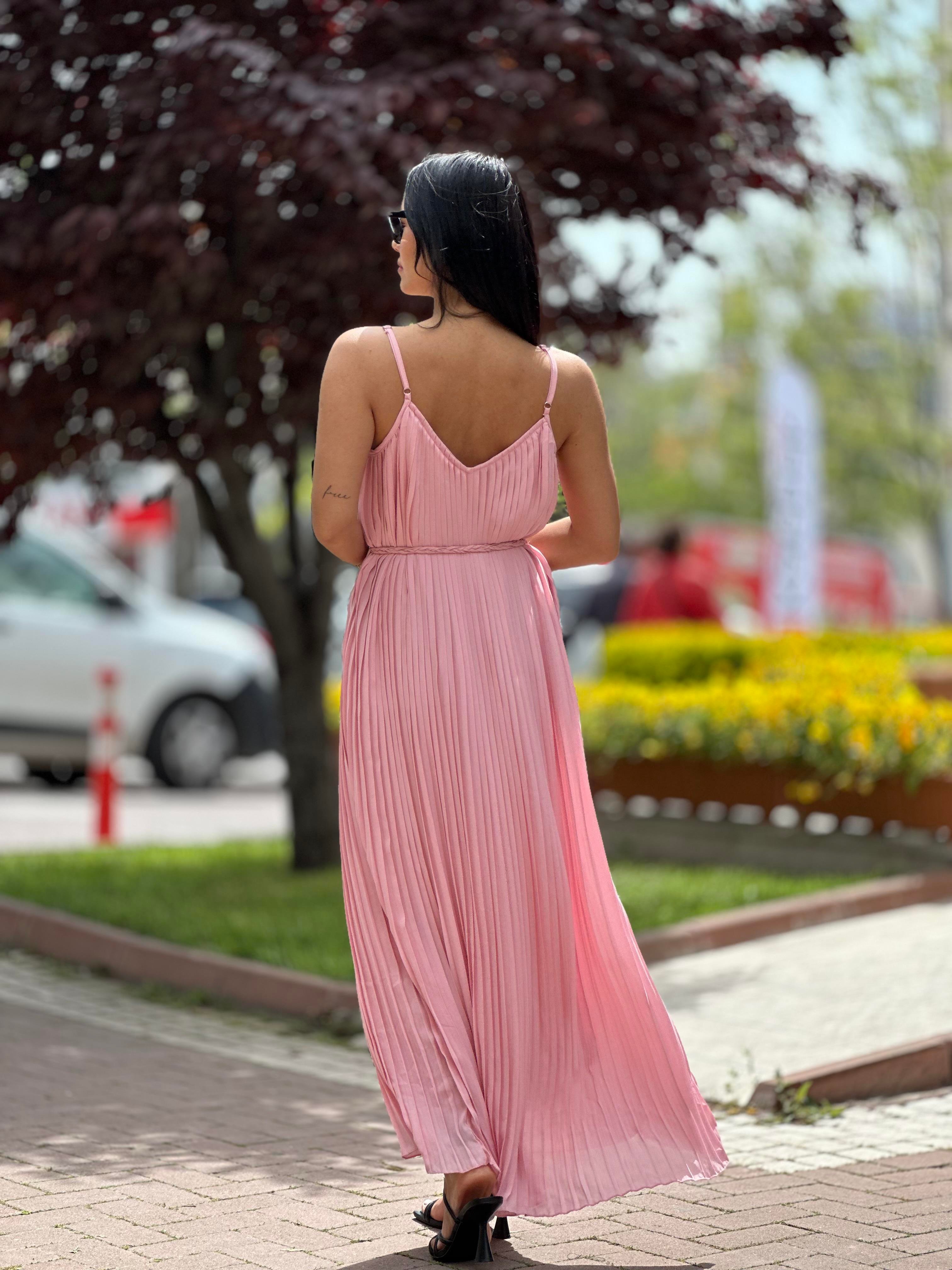 16297 ASKILI PLISELI ELBISE