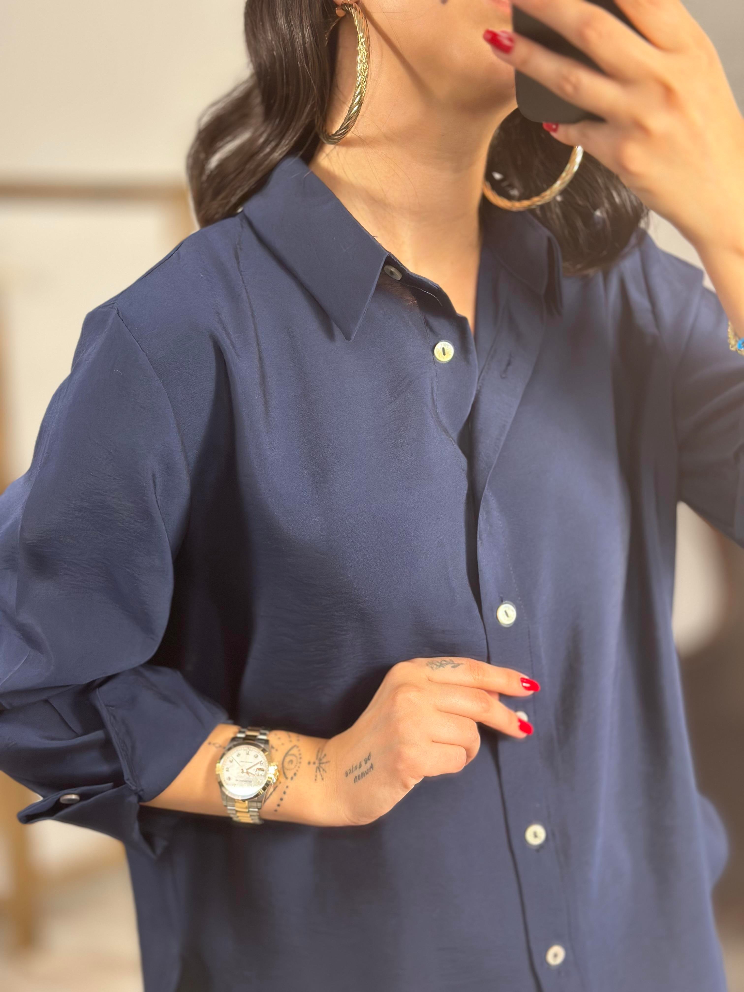 16330 DUGMELI GOMLEK