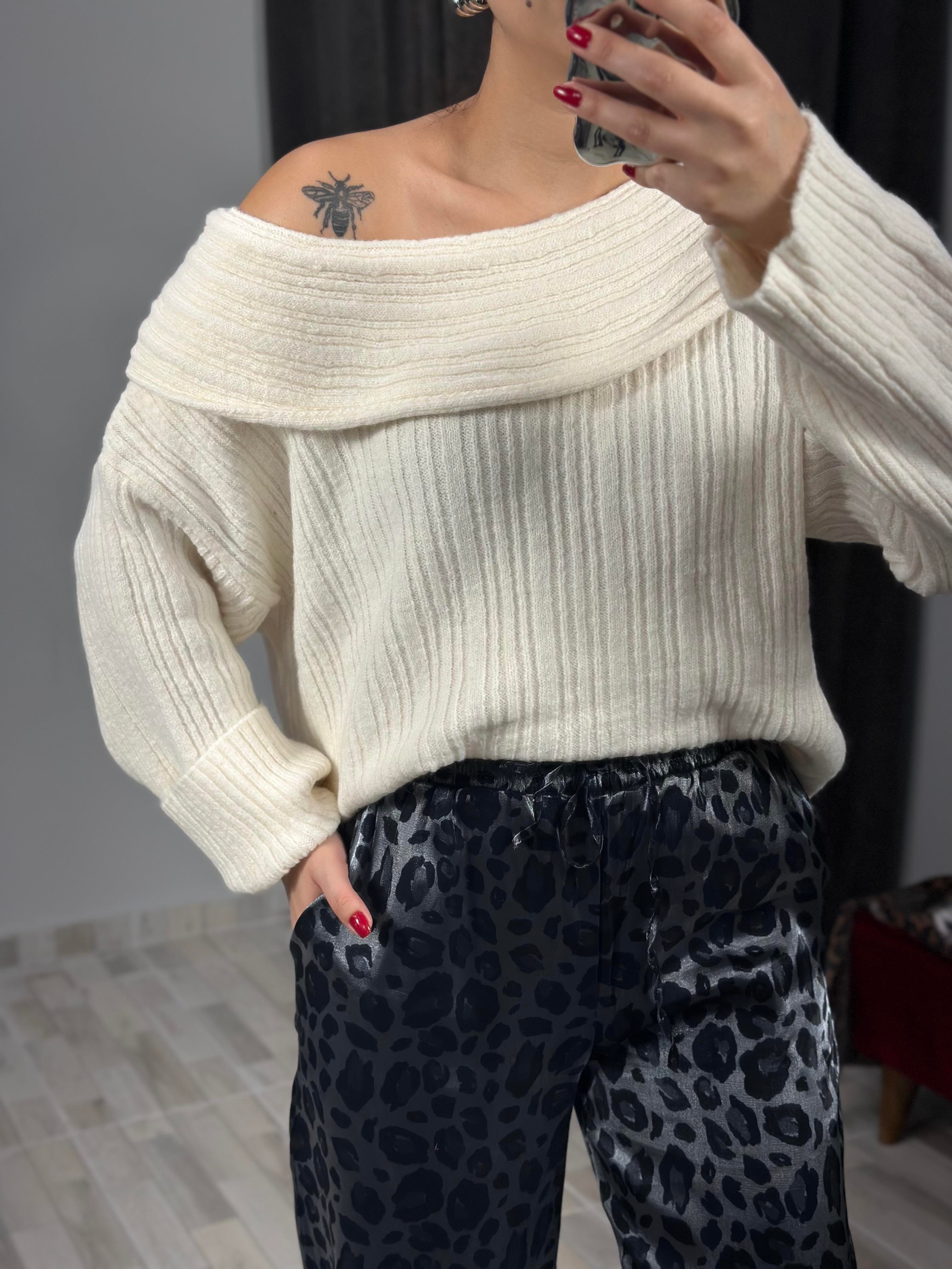 231075 DEGAJE YAKA TRIKO