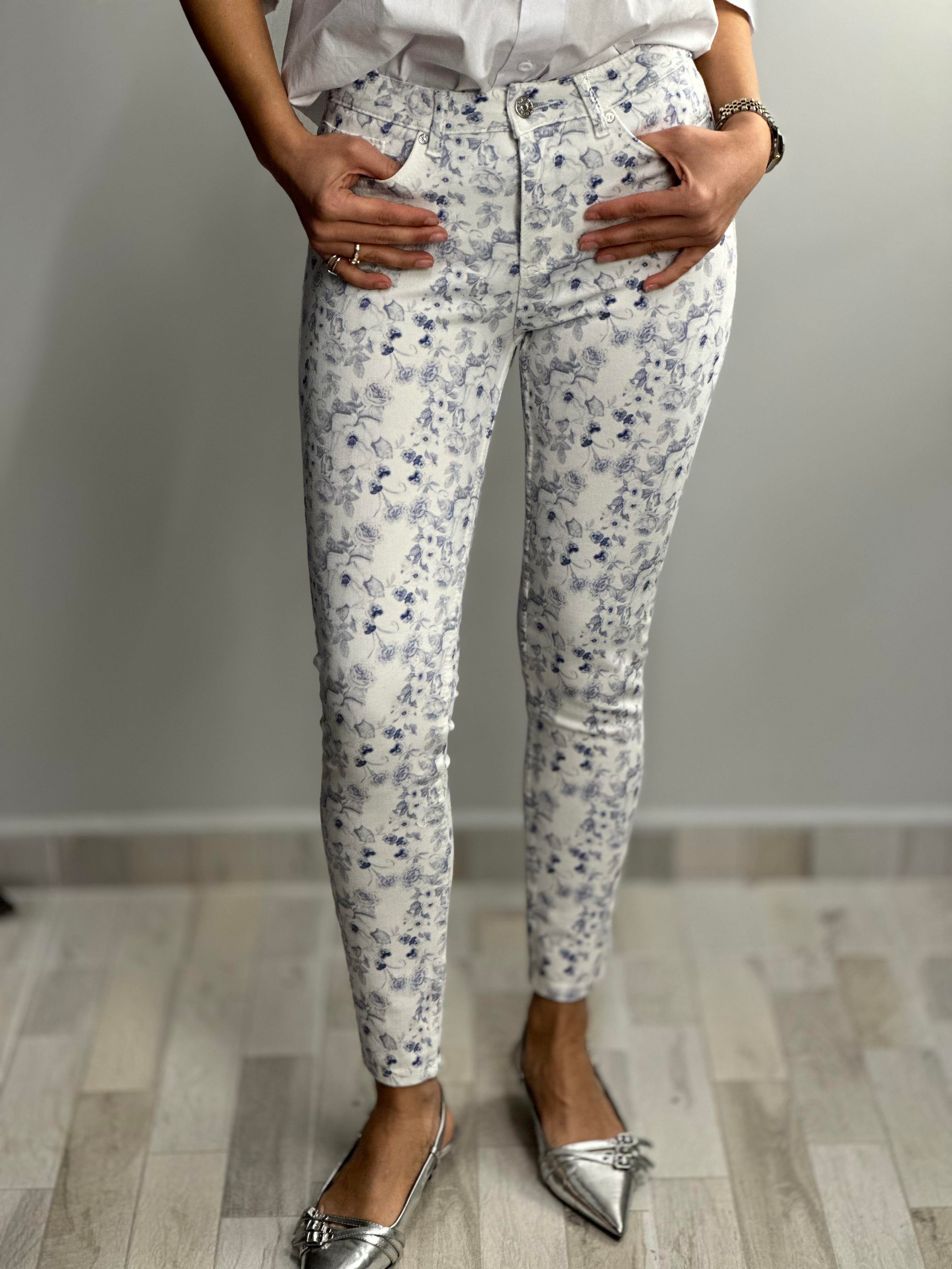 239 DESENLI JEAN