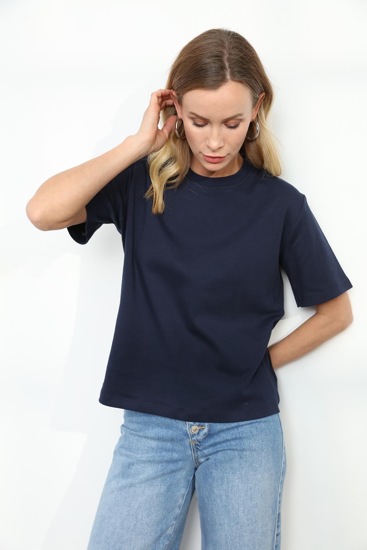 241128 DUZ BASIC TSHIRT