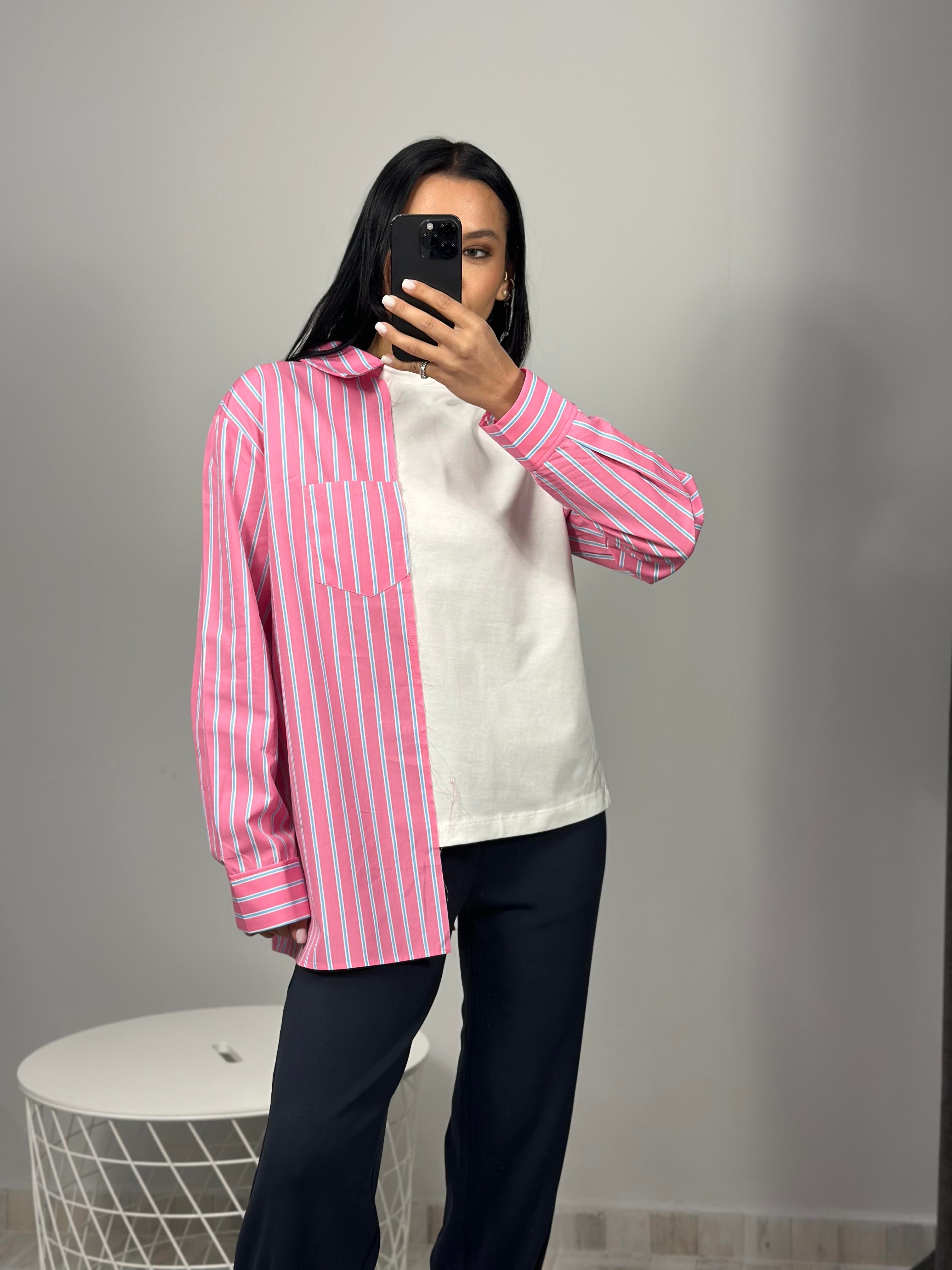 2916 GOMLEK DETAYLI TSHIRT