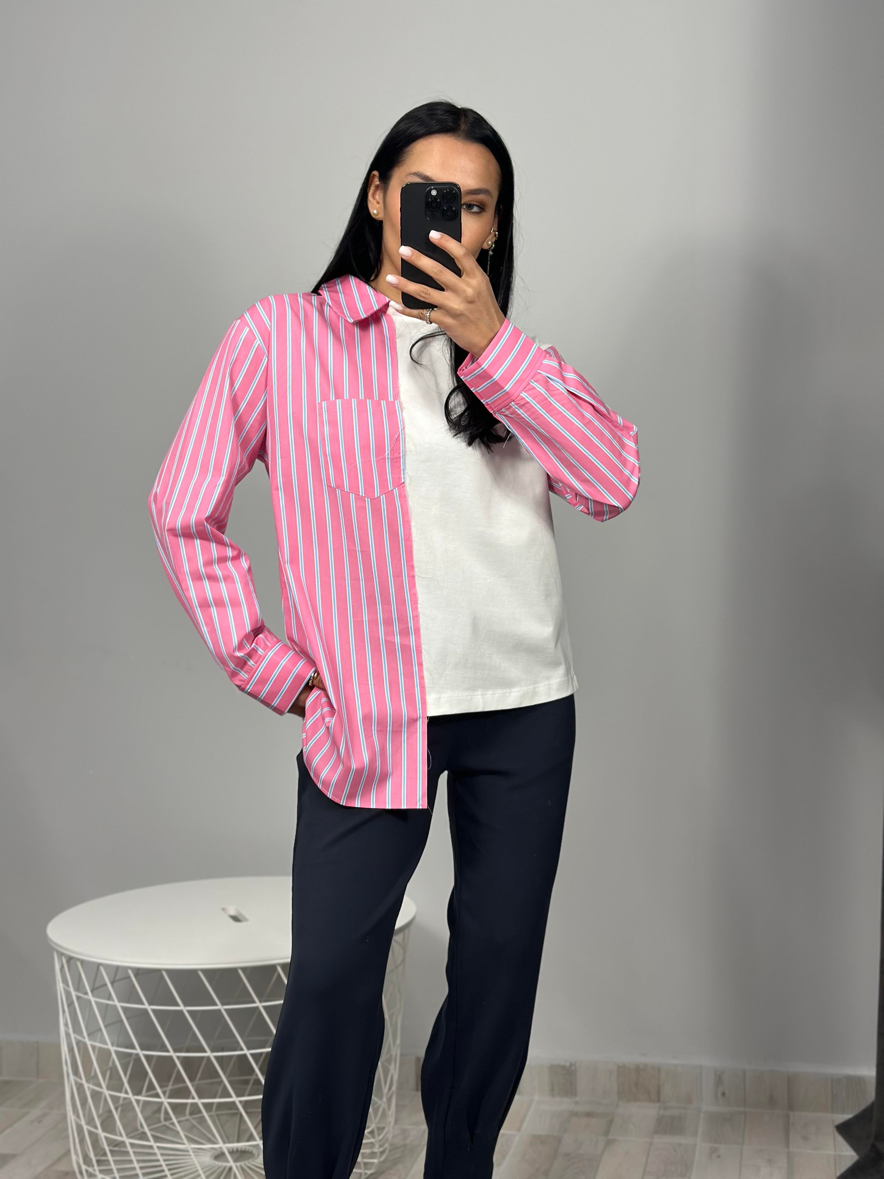 2916 GOMLEK DETAYLI TSHIRT