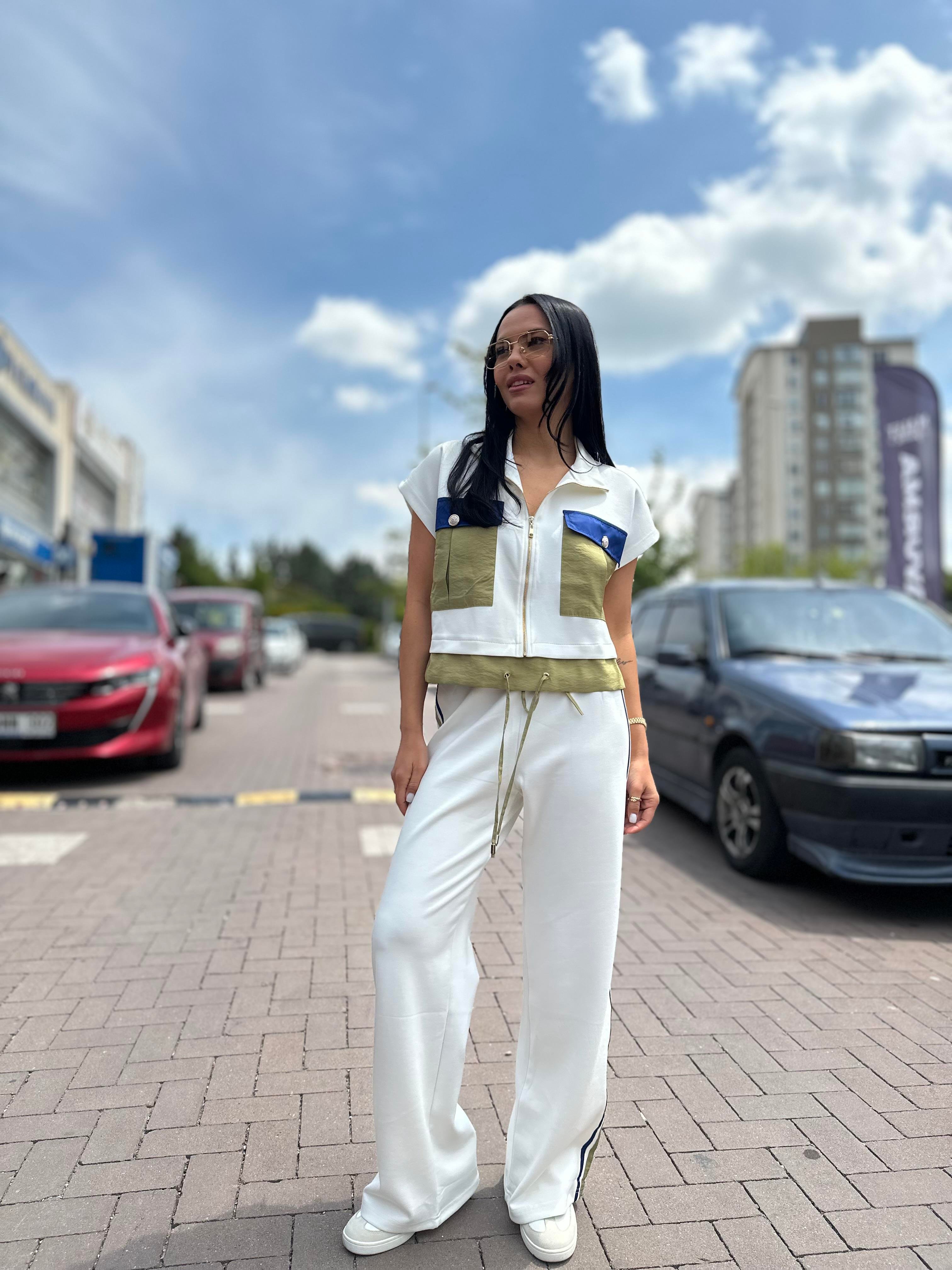 2922 PARASUT CEP DETAYLI TAKIM
