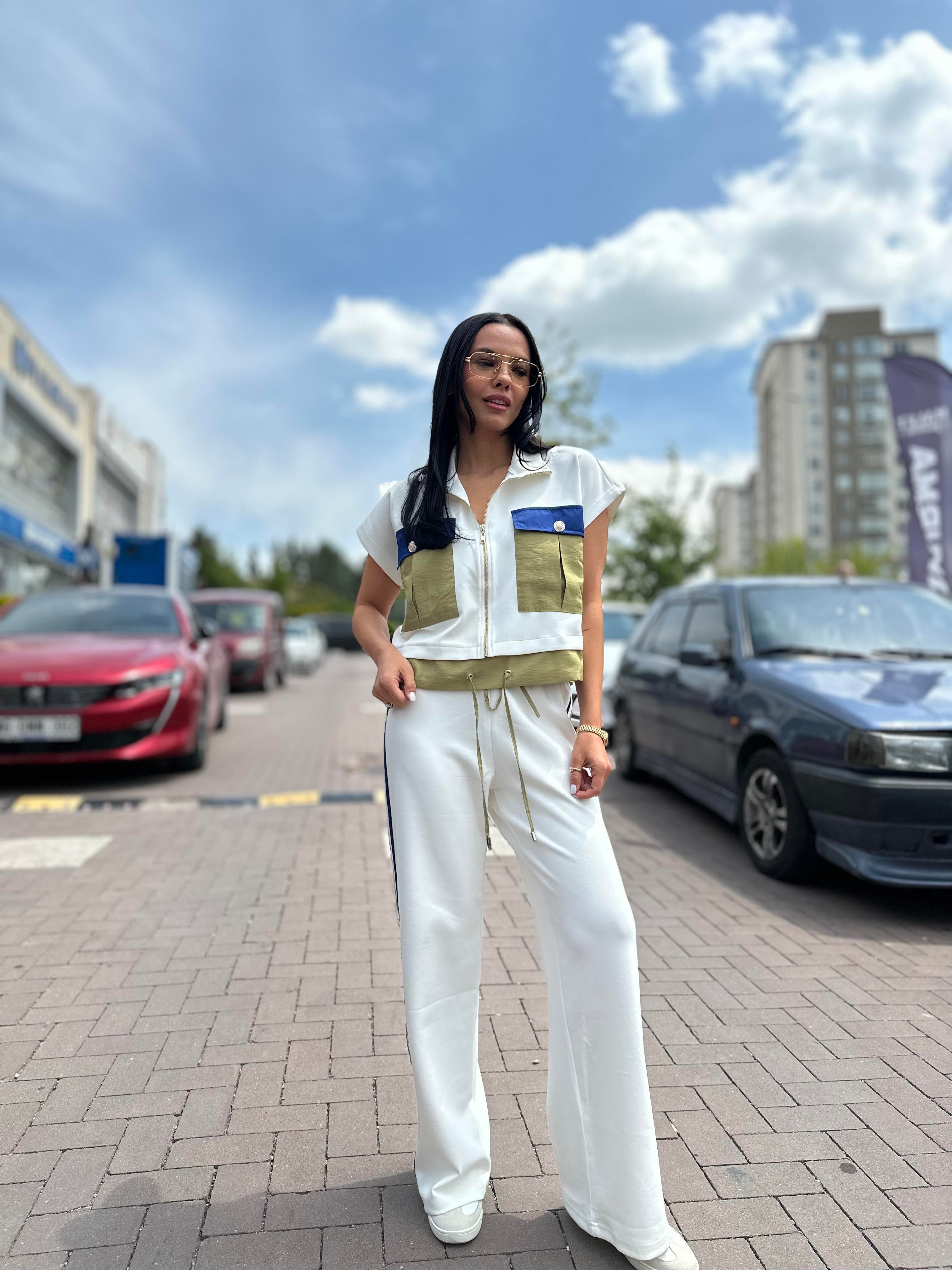 2922 PARASUT CEP DETAYLI TAKIM