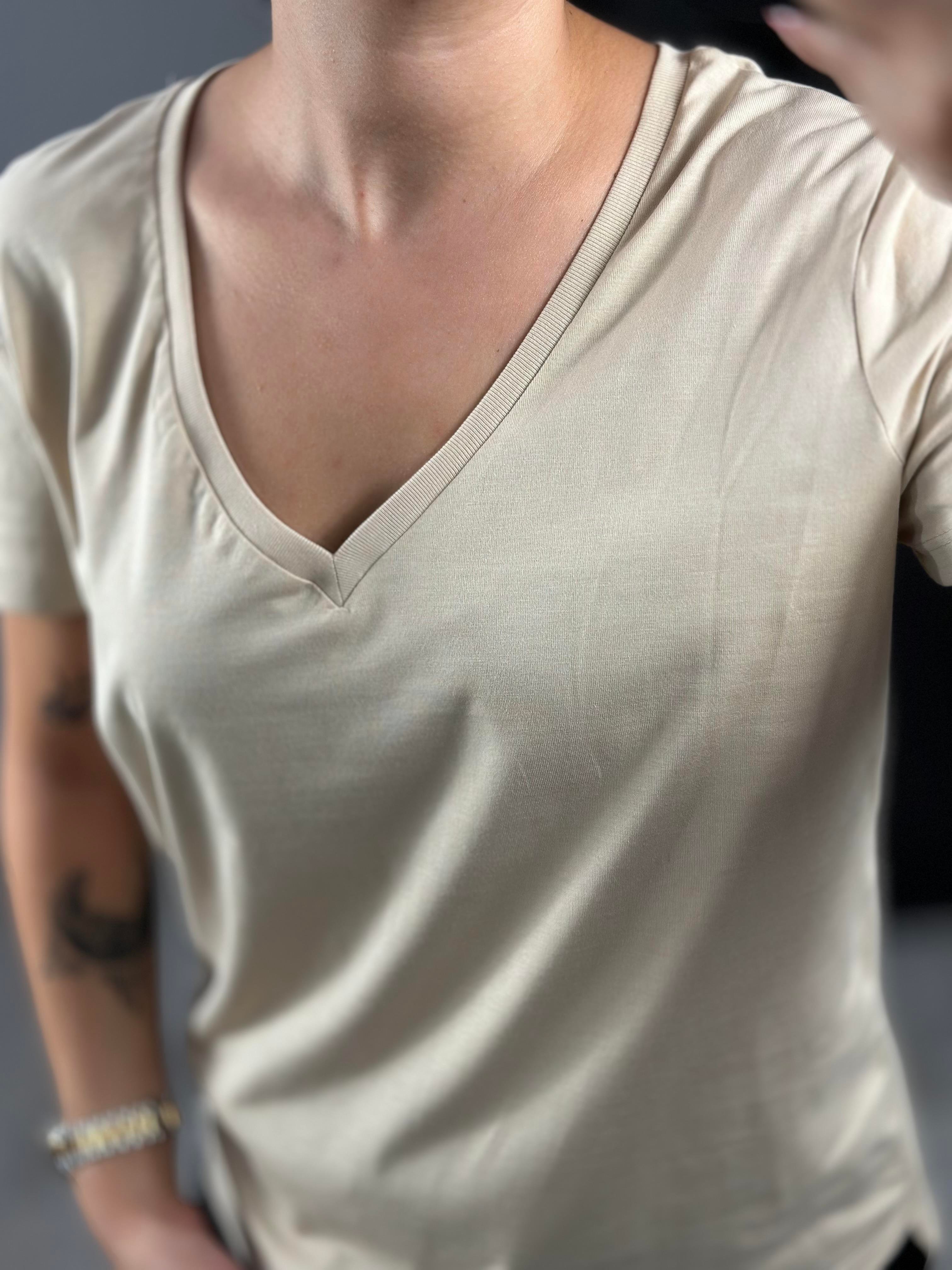 3470 V YAKA BASIC TSHIRT