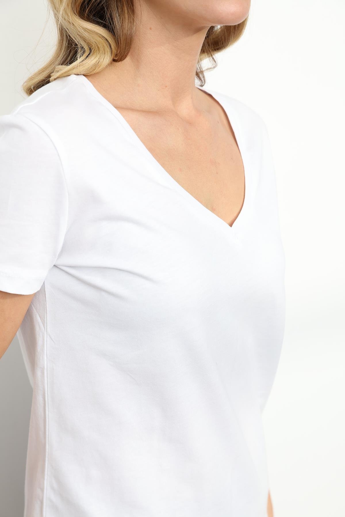 3470 V YAKA BASIC TSHIRT