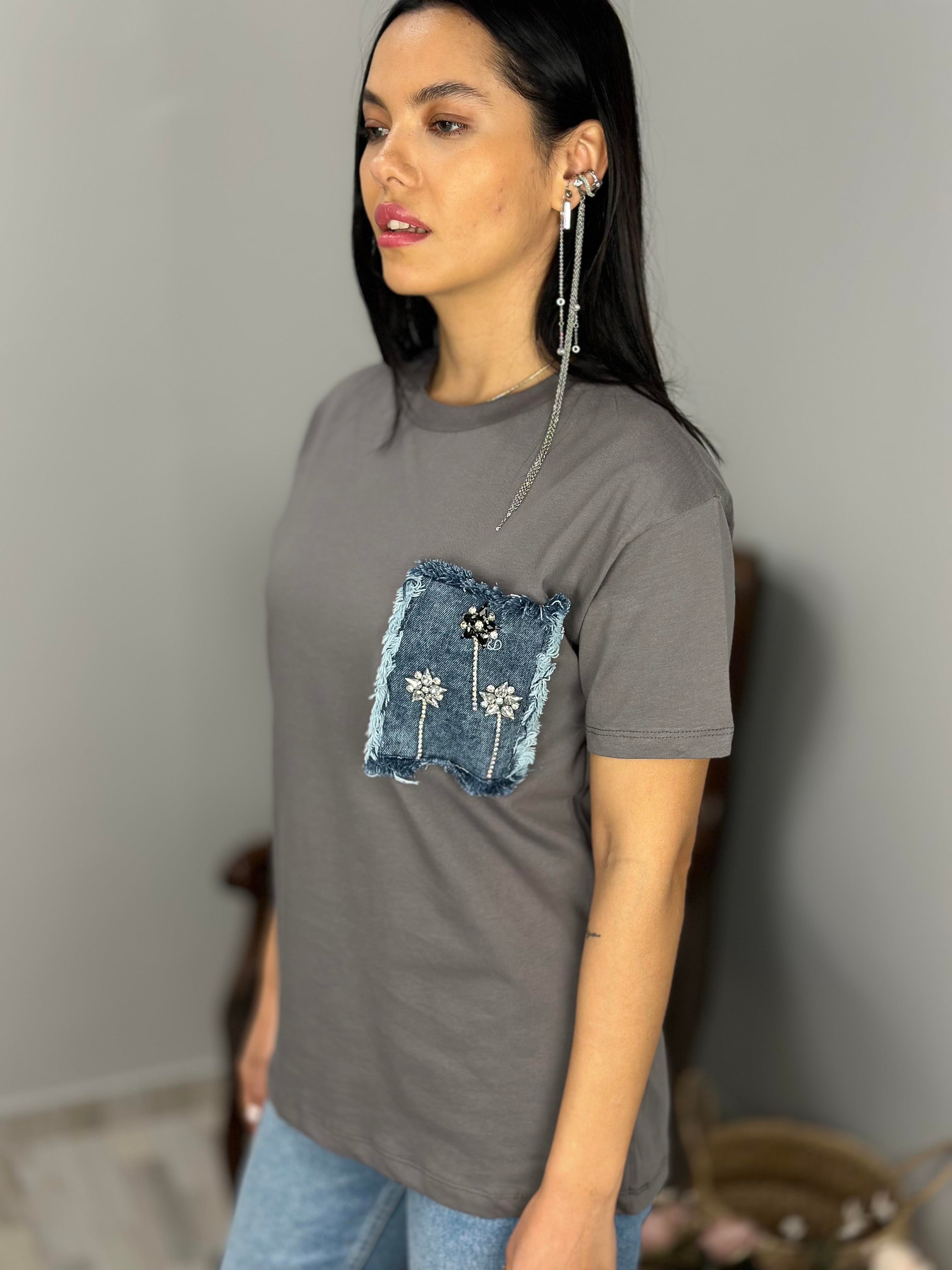 4652 KOT CEP DETAYLI TSHIRT