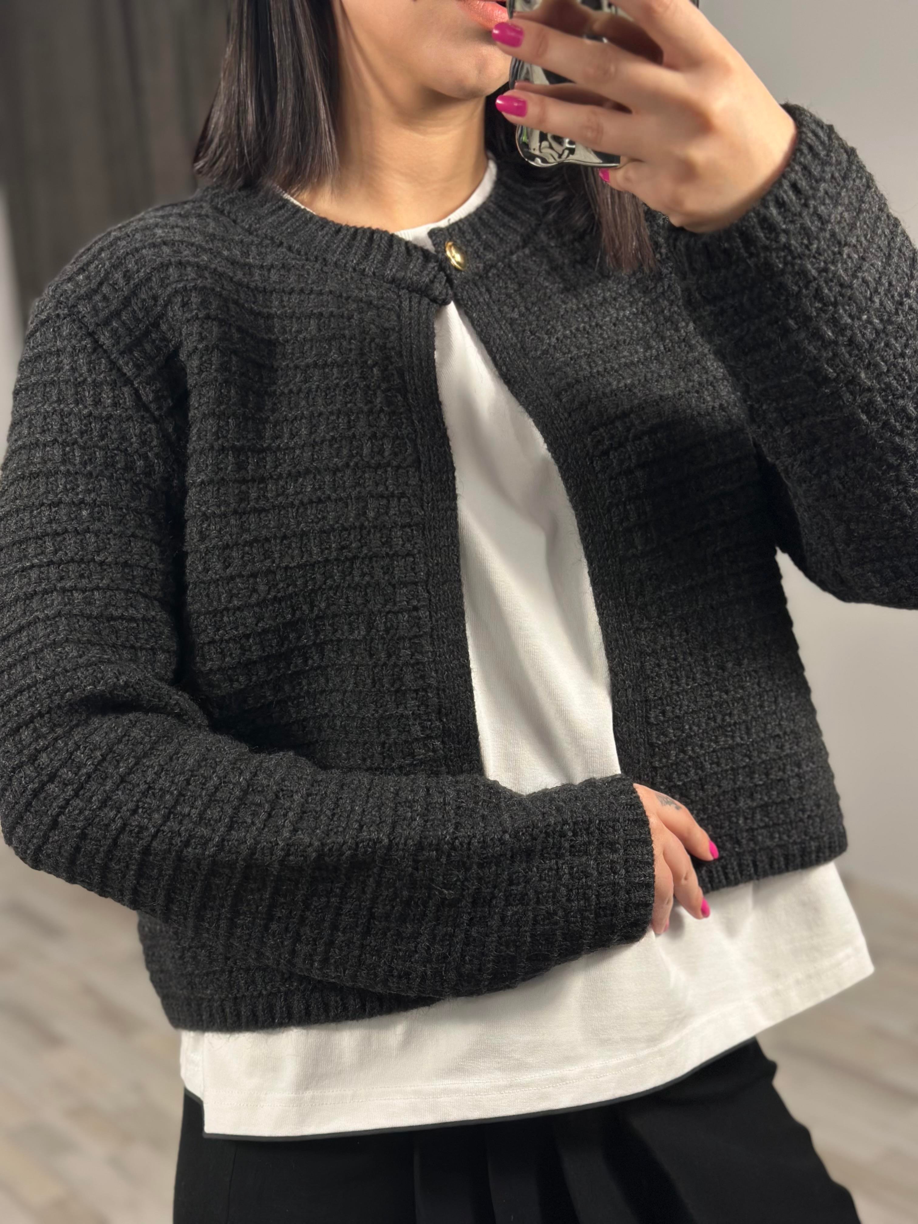 60298 BISIKLET YAKA DUGMELI TRIKO HIRKA