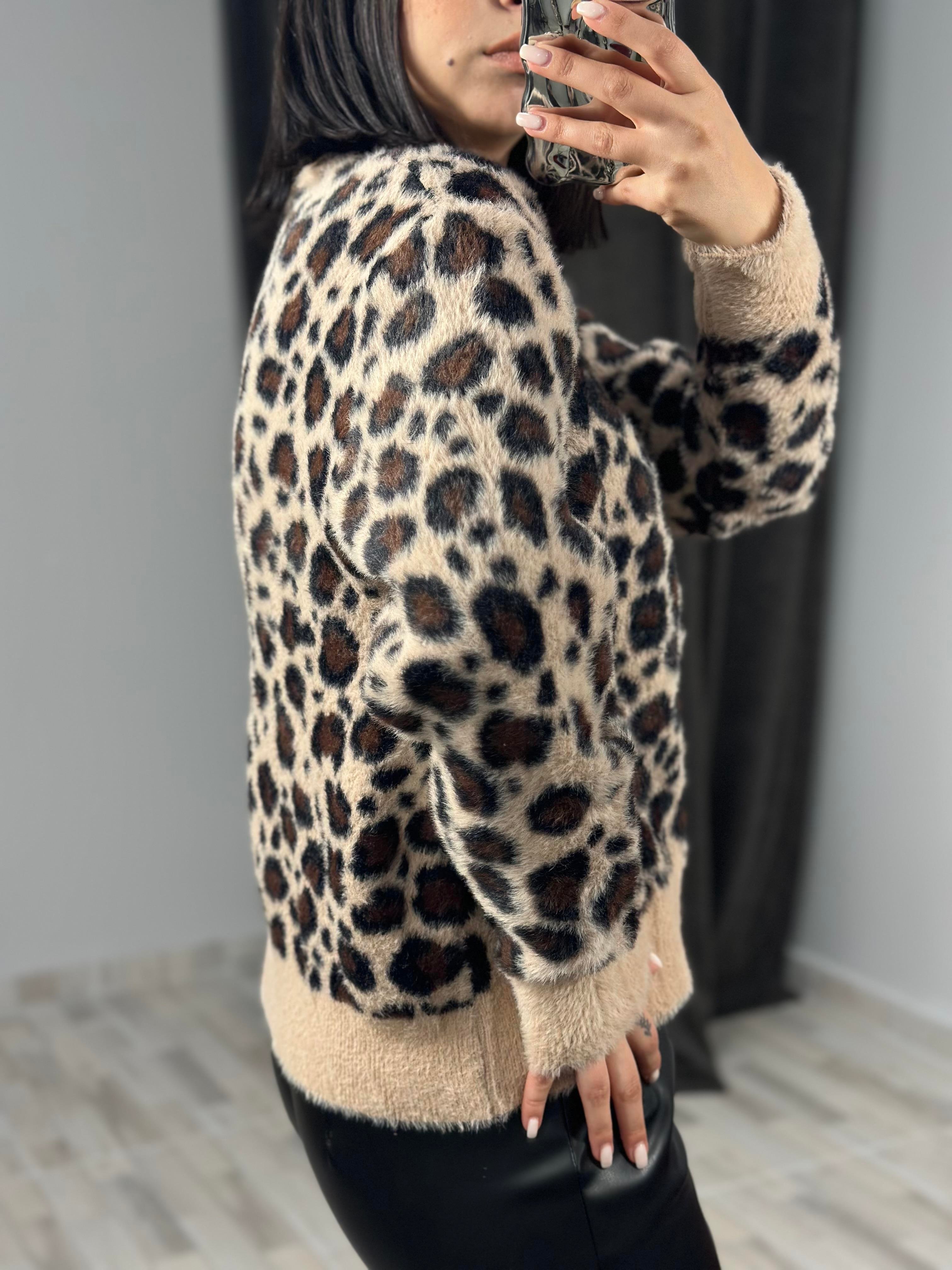 7640 LEOPARLI KISA KAZAK