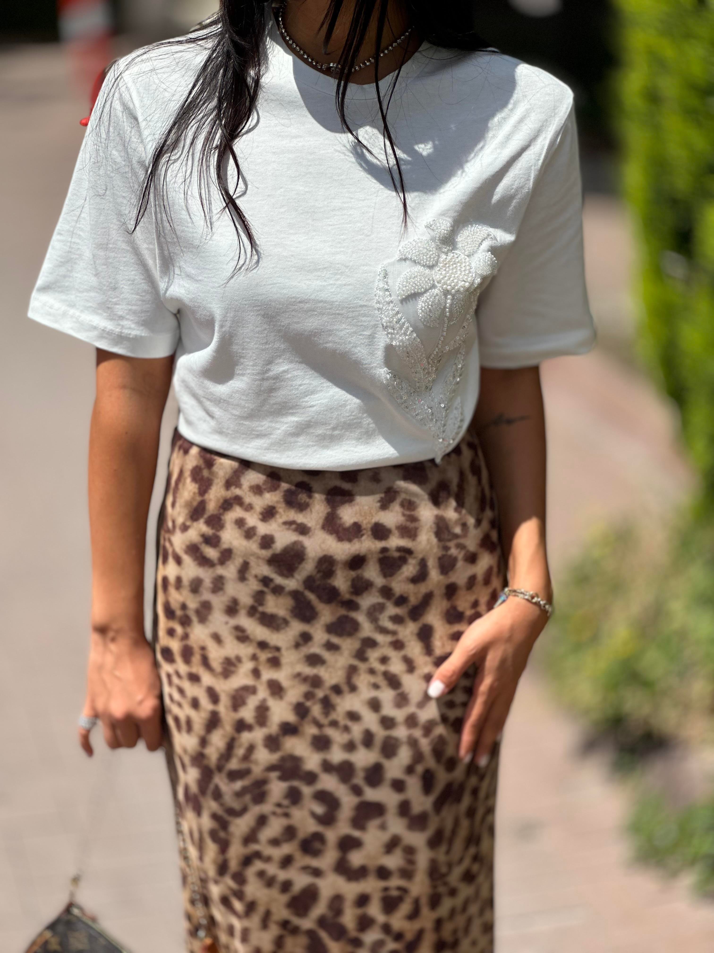 9382 CICEK ISLEMELI TSHIRT