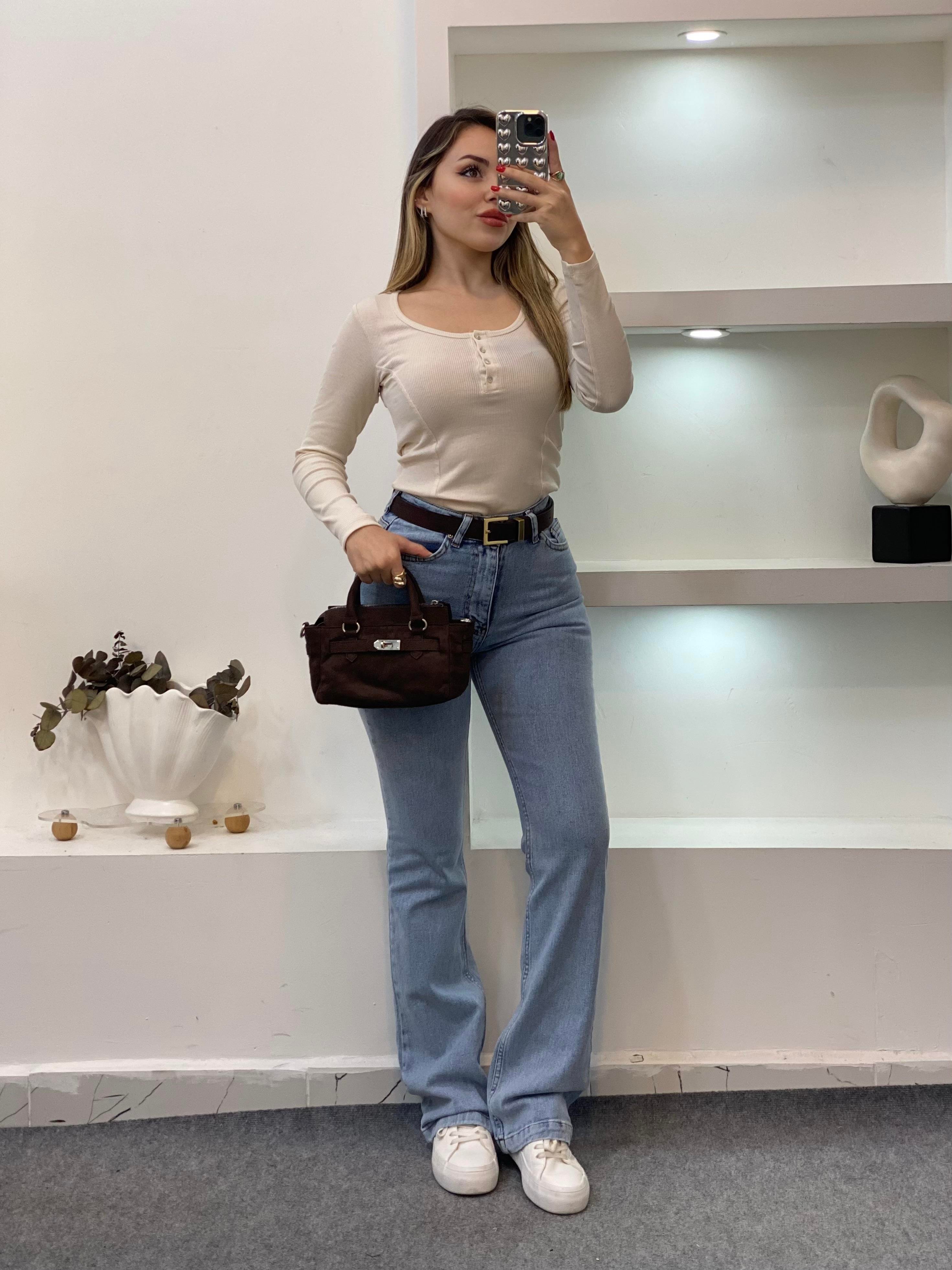 Bej Düğmeli Fitilli Basic Bluz